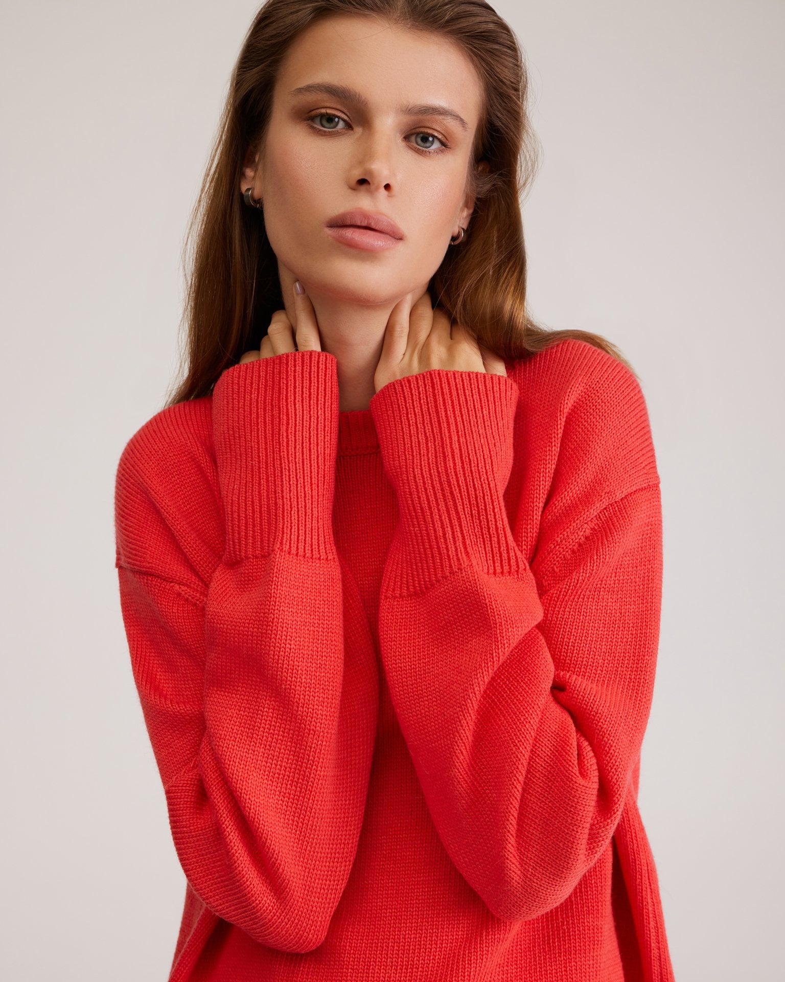 Oversize red jumper