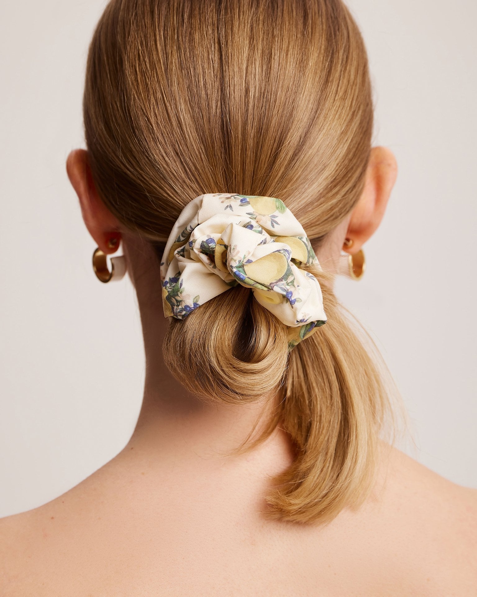 Lemon hair tie