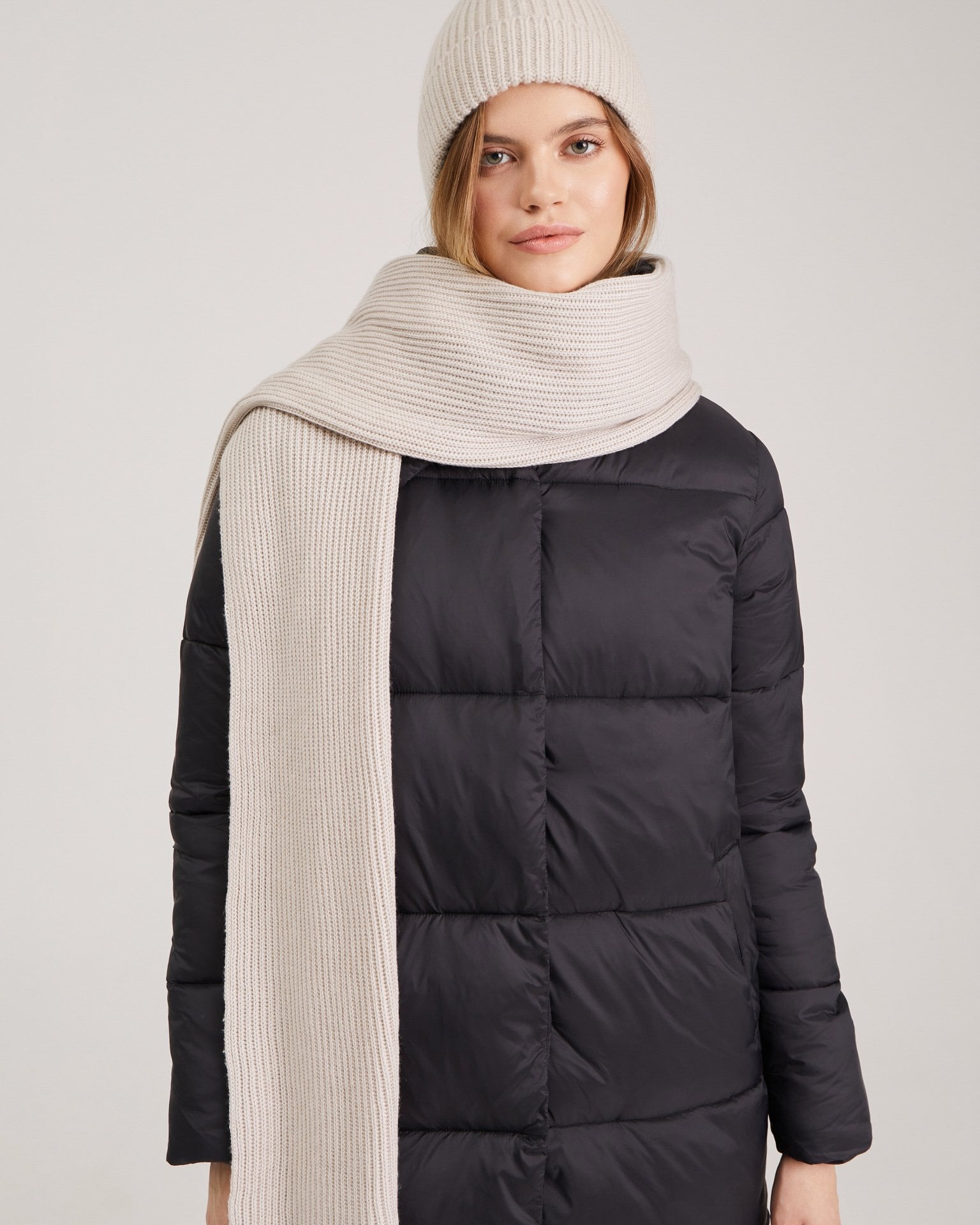 Beige scarf