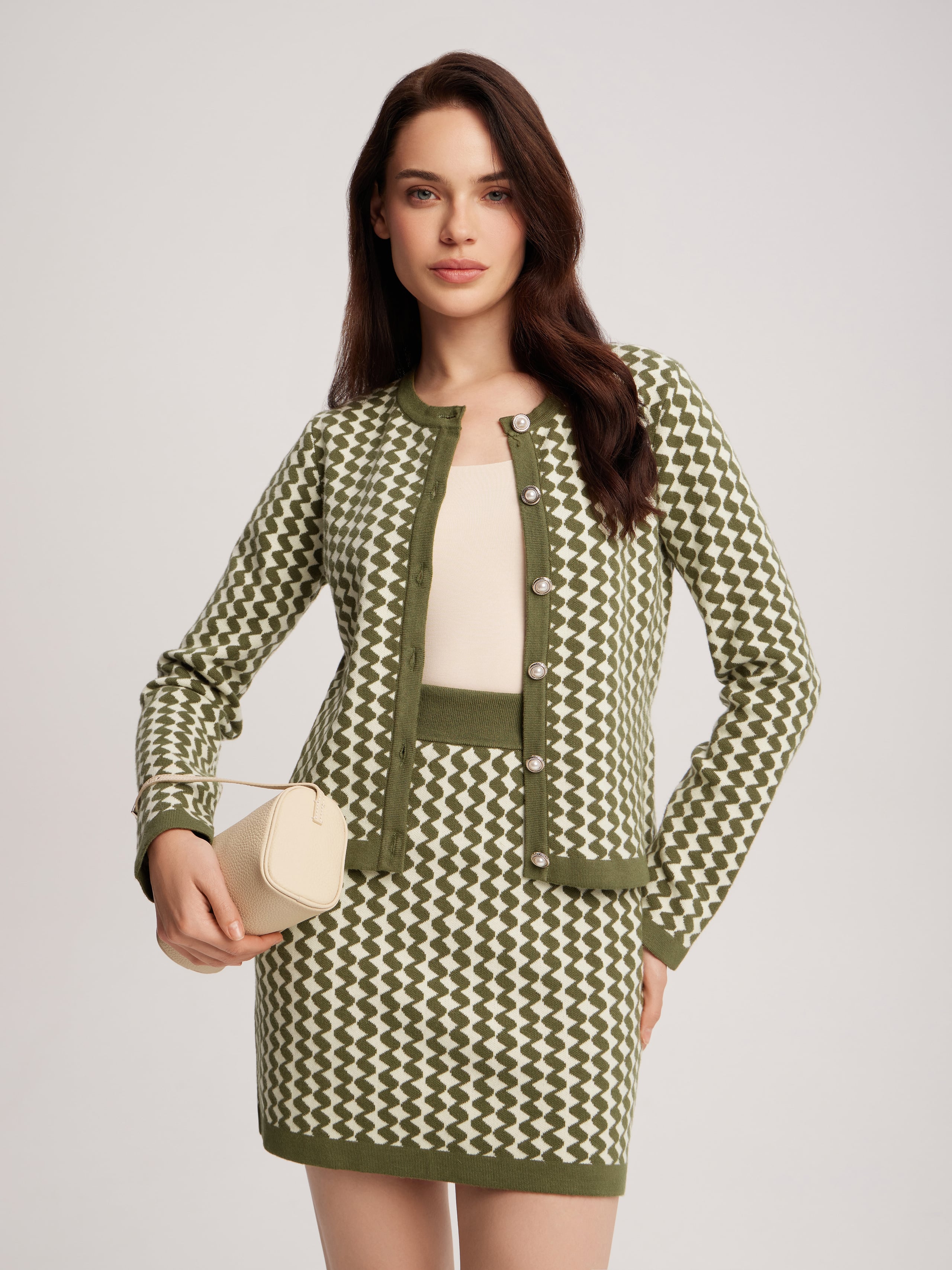 Jacquard suit with geometric pattern