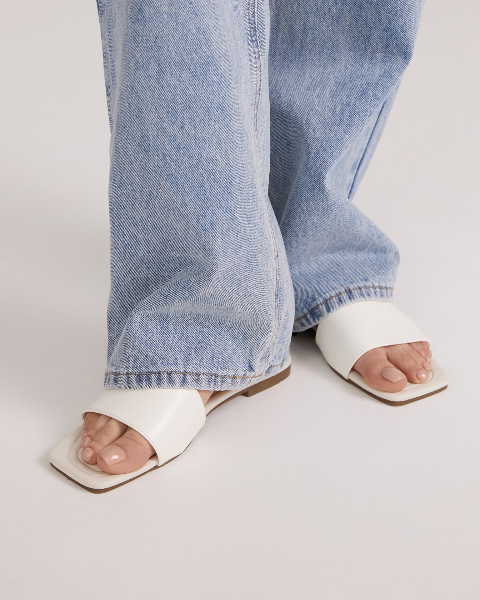 Milky flip-flops, Milky — photo 3