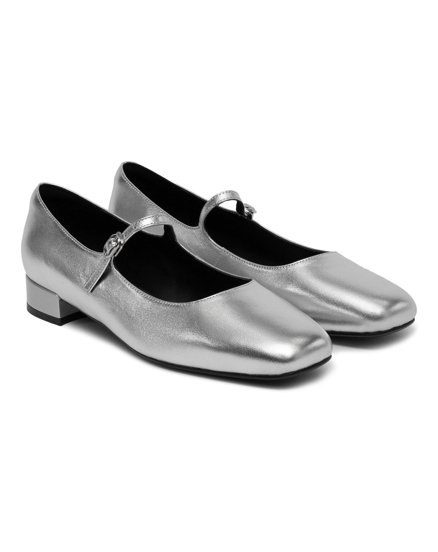 Silver Mary Jane shoes, Silver
