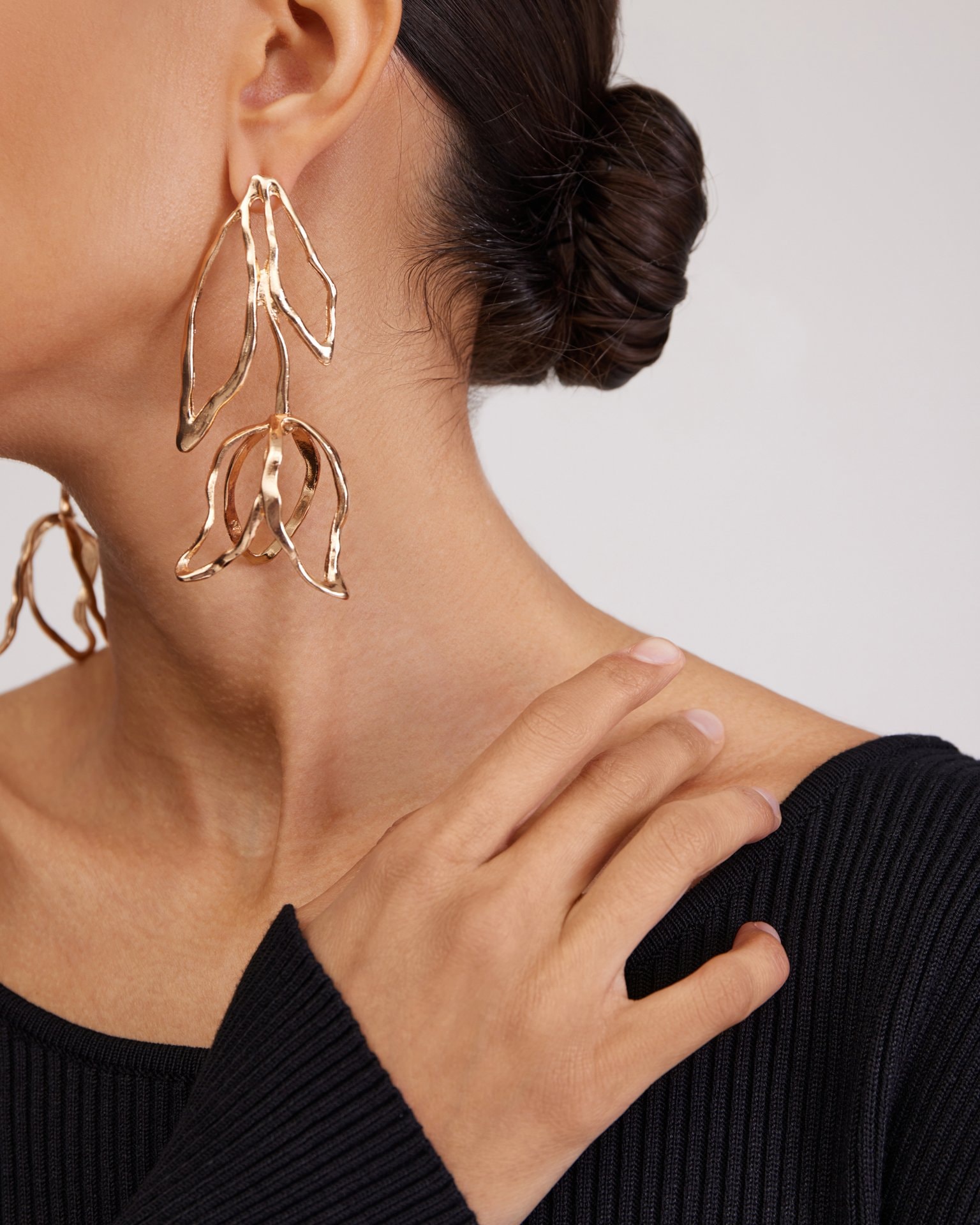 Golden Tulip Earrings, Gold