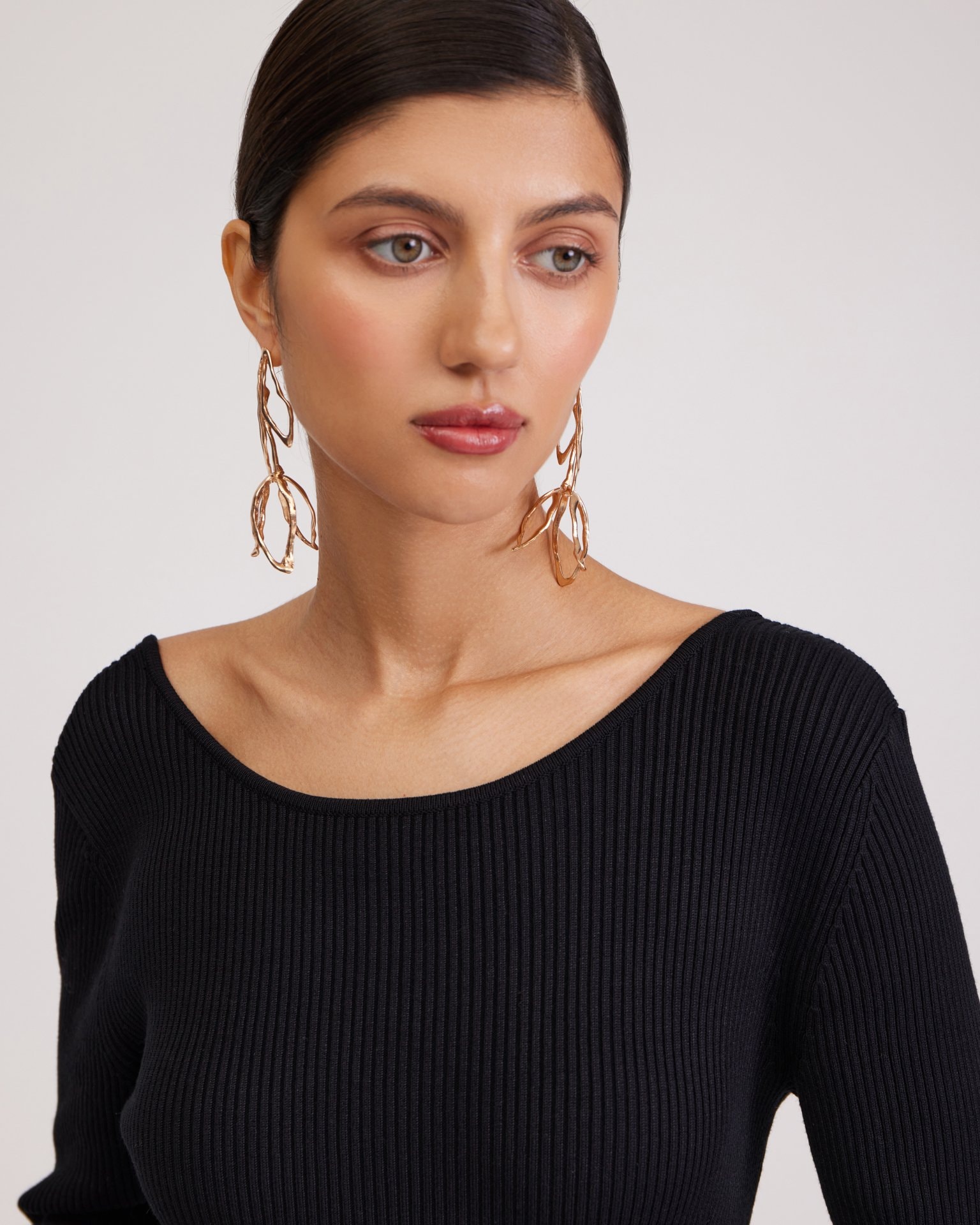 Golden Tulip Earrings, Gold — photo 2
