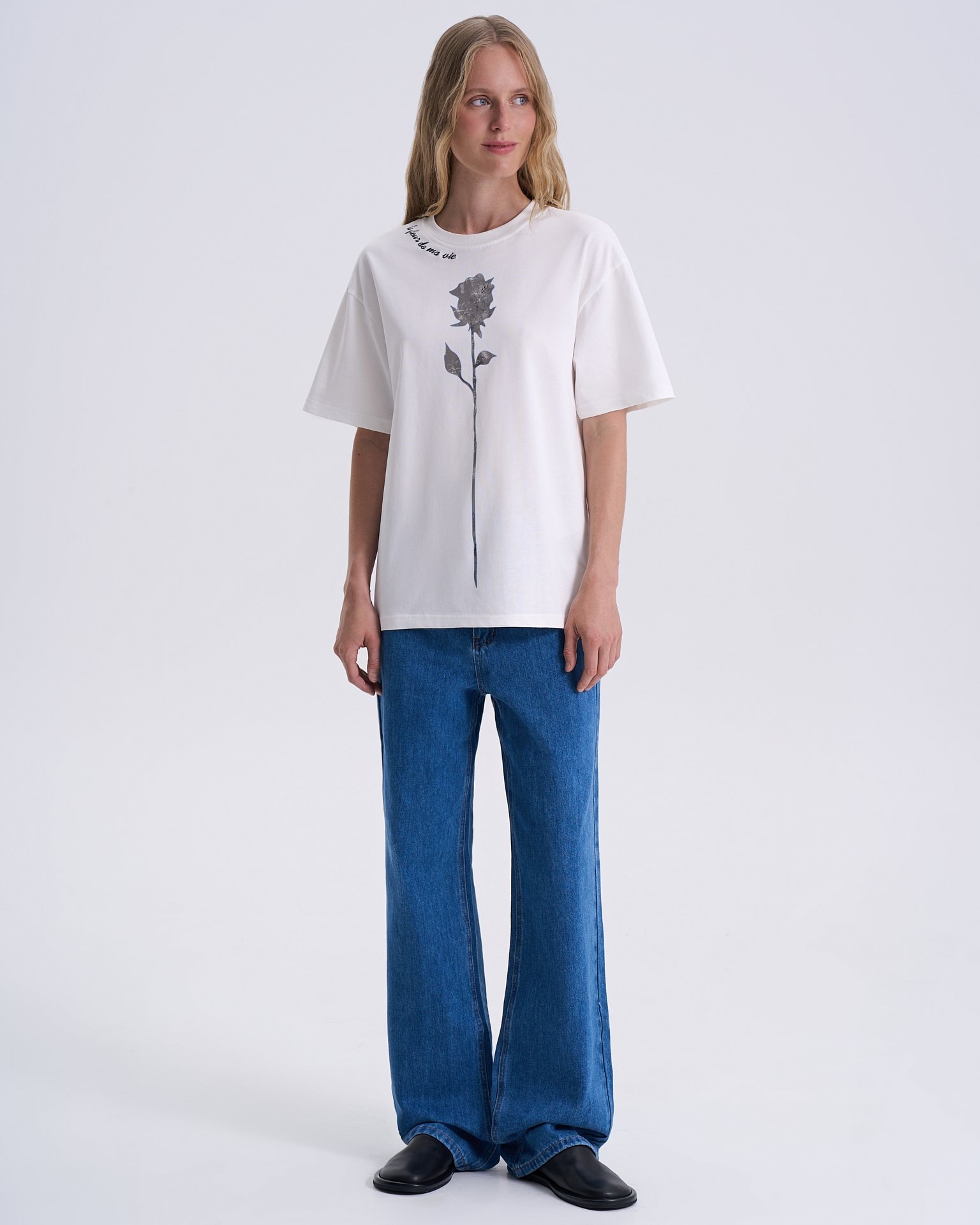 T-shirt with La fleur de ma vie embroidery, White — photo 2