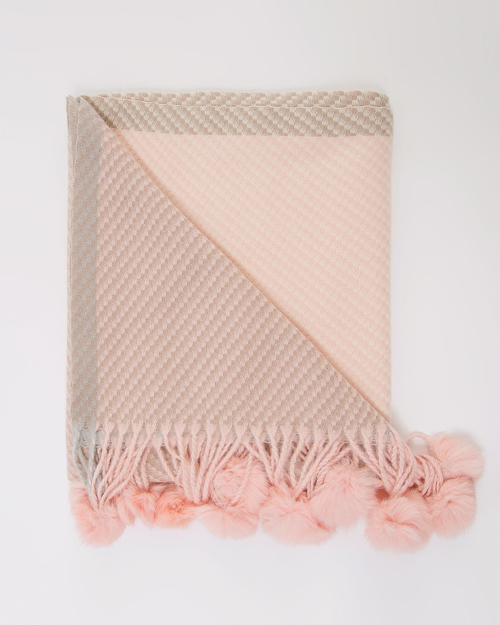 Cosy scarf in a soft peach colour, Grey