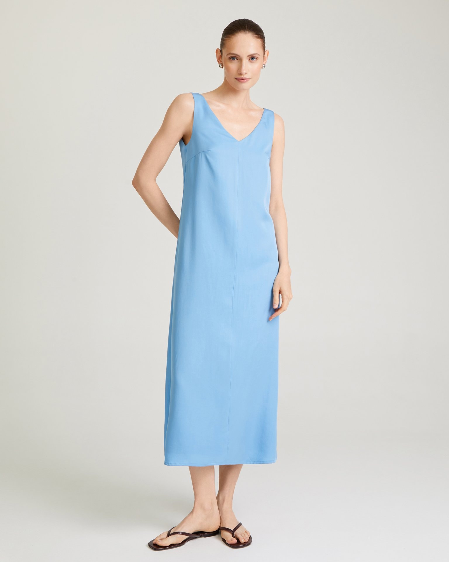 Sleeveless midi dress, Blue