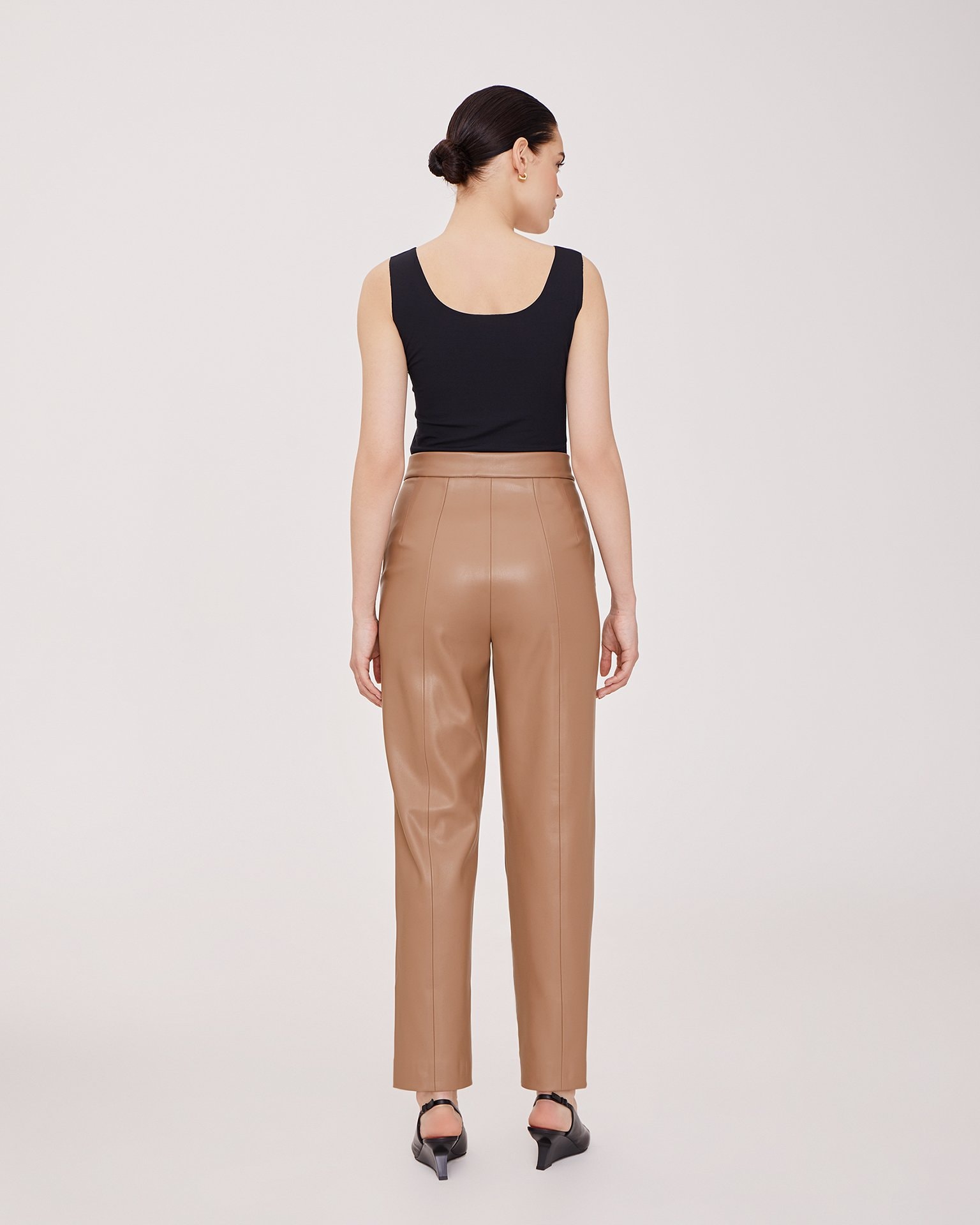 Trousers in a coffee shade, Coffee — photo 4
