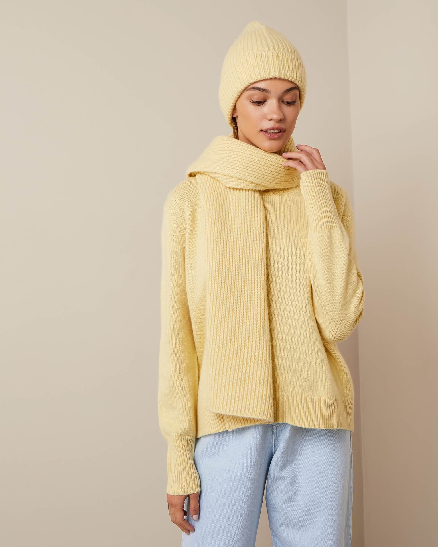 Scarf in Butter, Yellow — photo 2