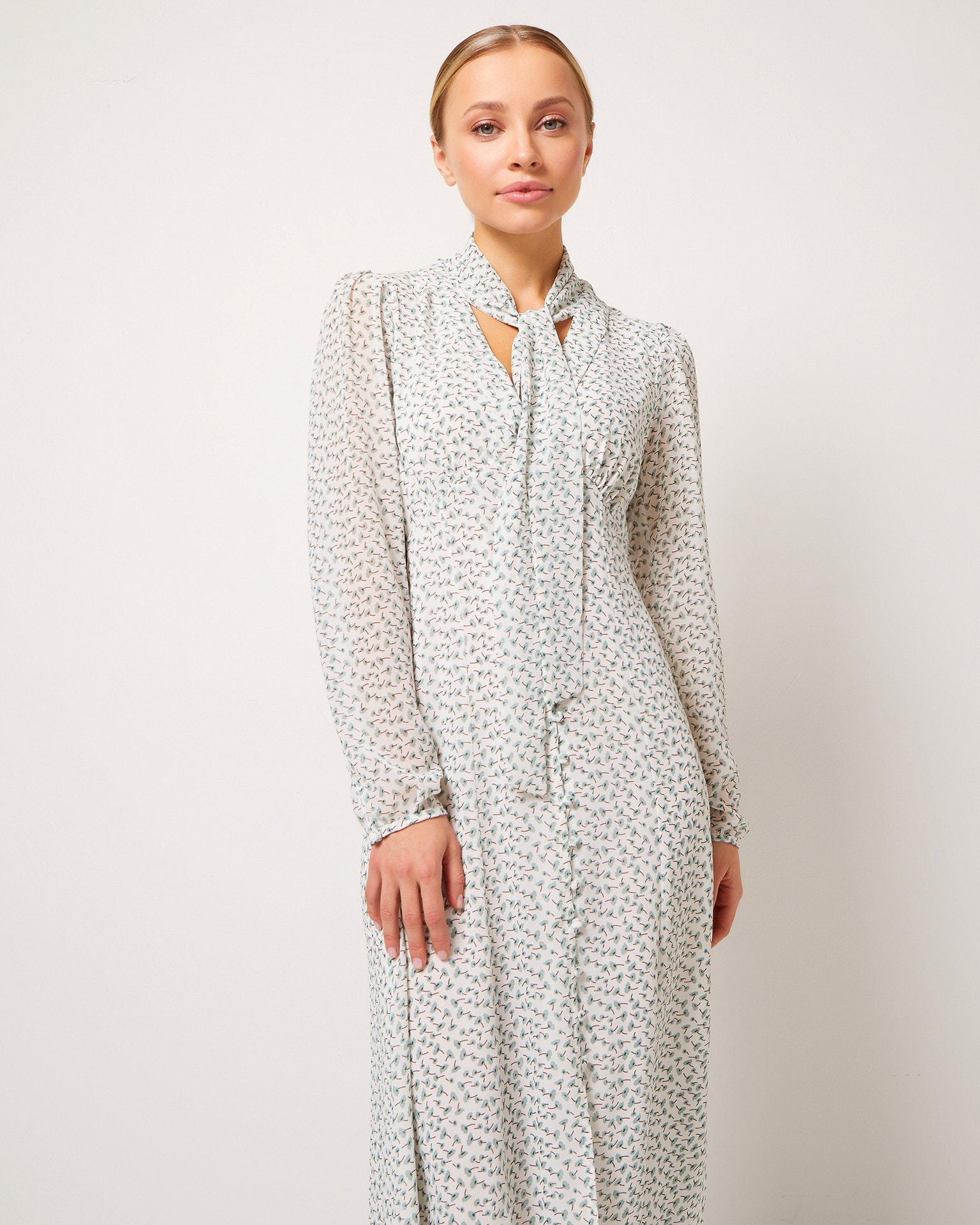 Mid-length dress with neck ties, Milky Blue