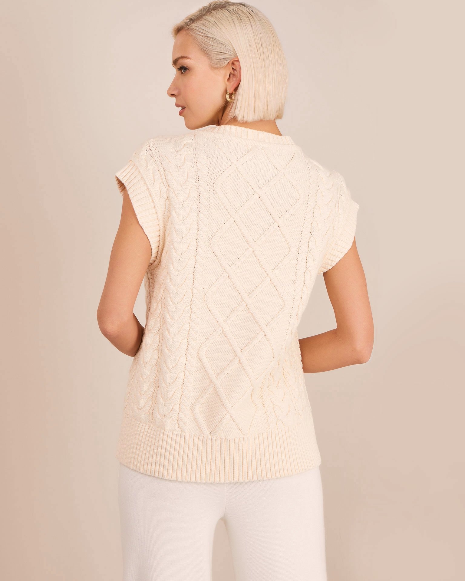 Sleeveless jumper, Milky — photo 4