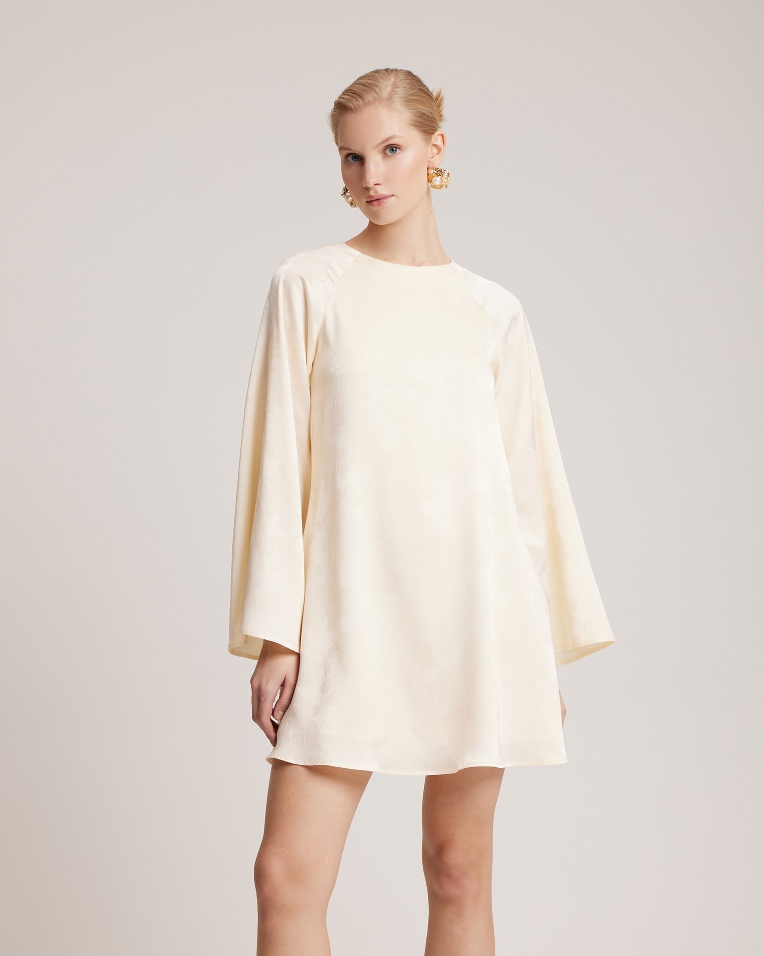 Open-back dress, Milky — photo 5