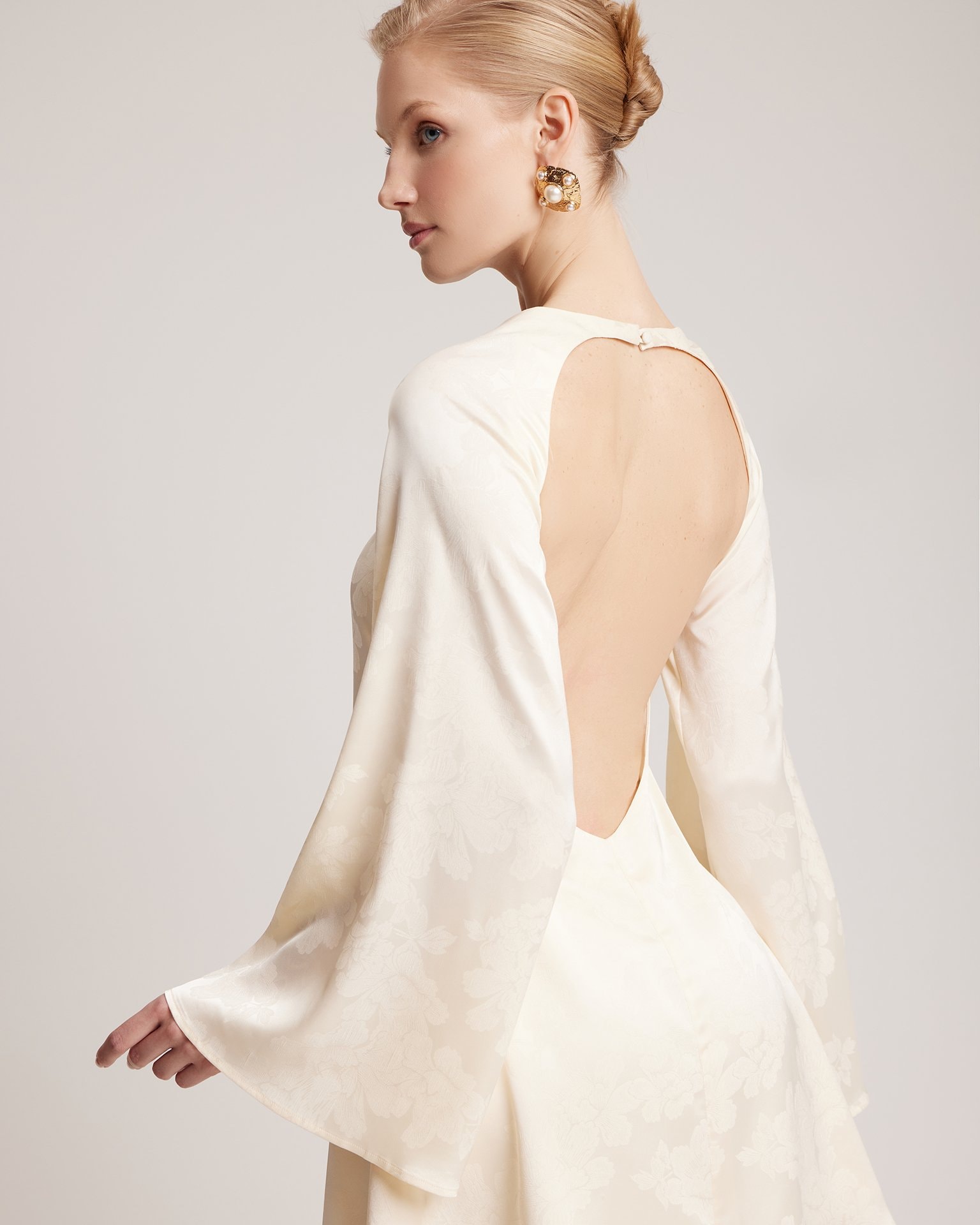 Open-back dress, Milky — photo 4
