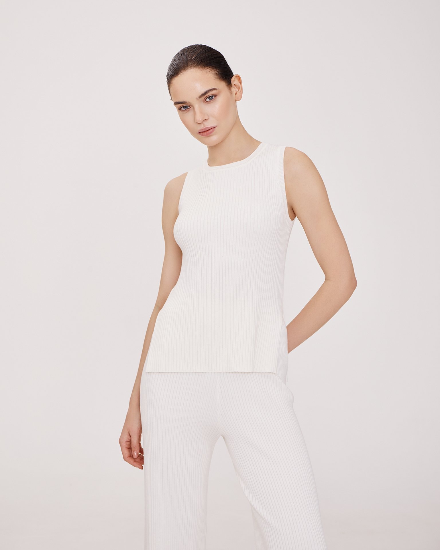 White spaghetti strap top, Milky — photo 3