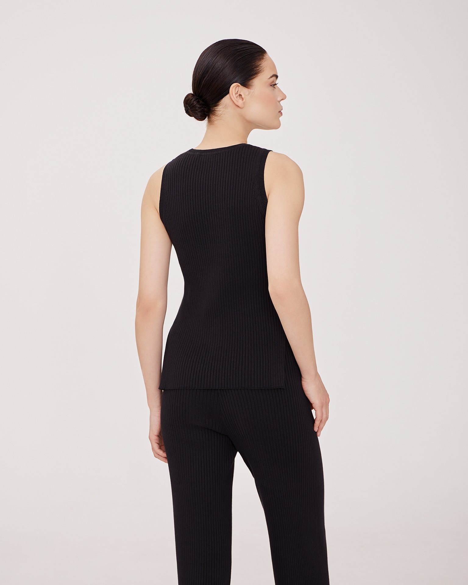 Sleeveless top, Black — photo 4