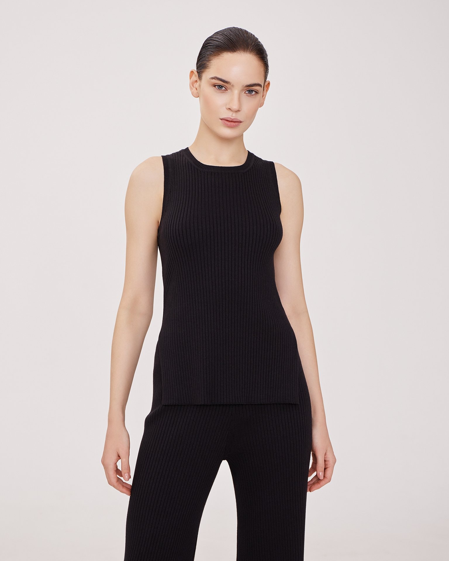 Sleeveless top, Black — photo 5