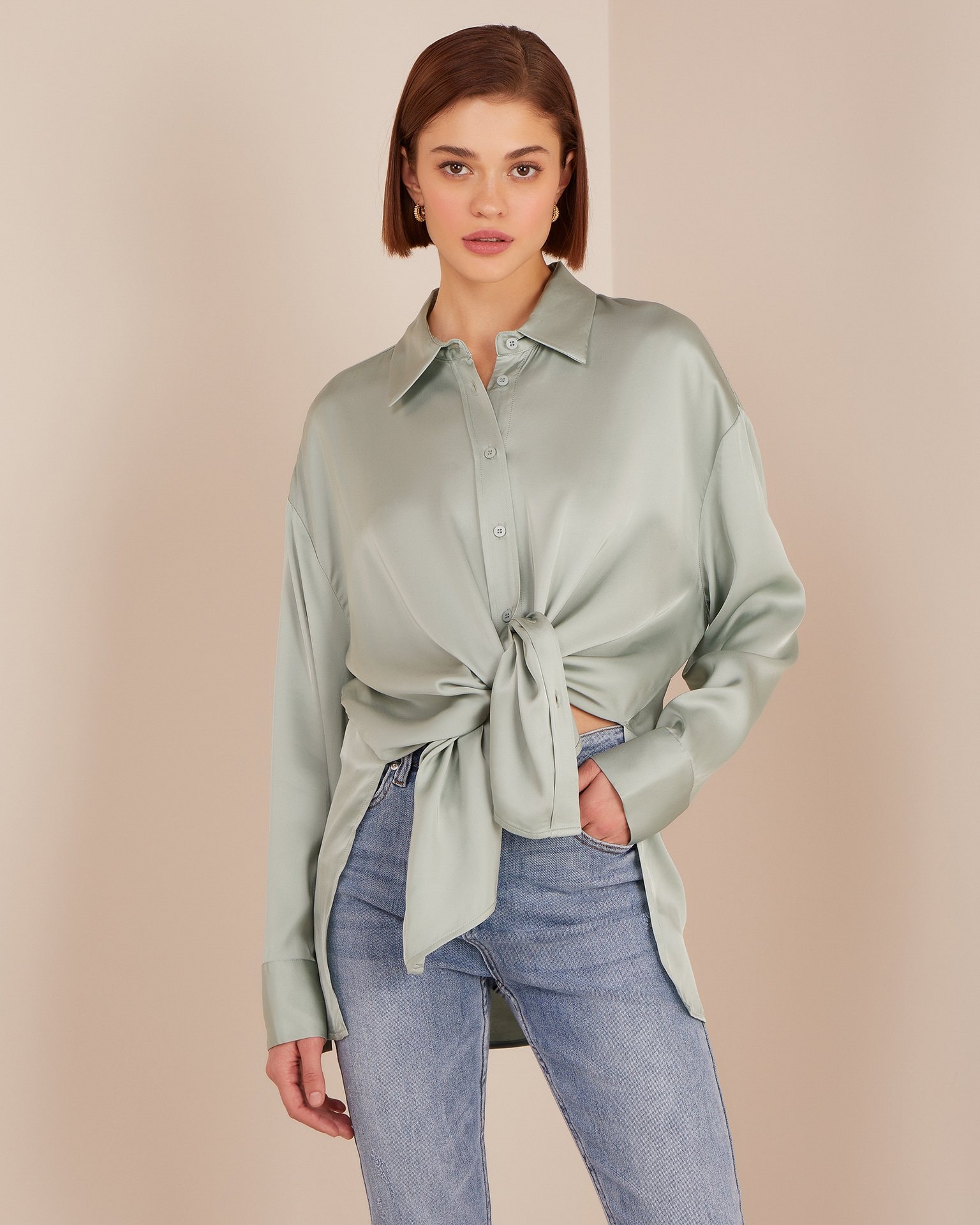 Mint-coloured blouse, Mint