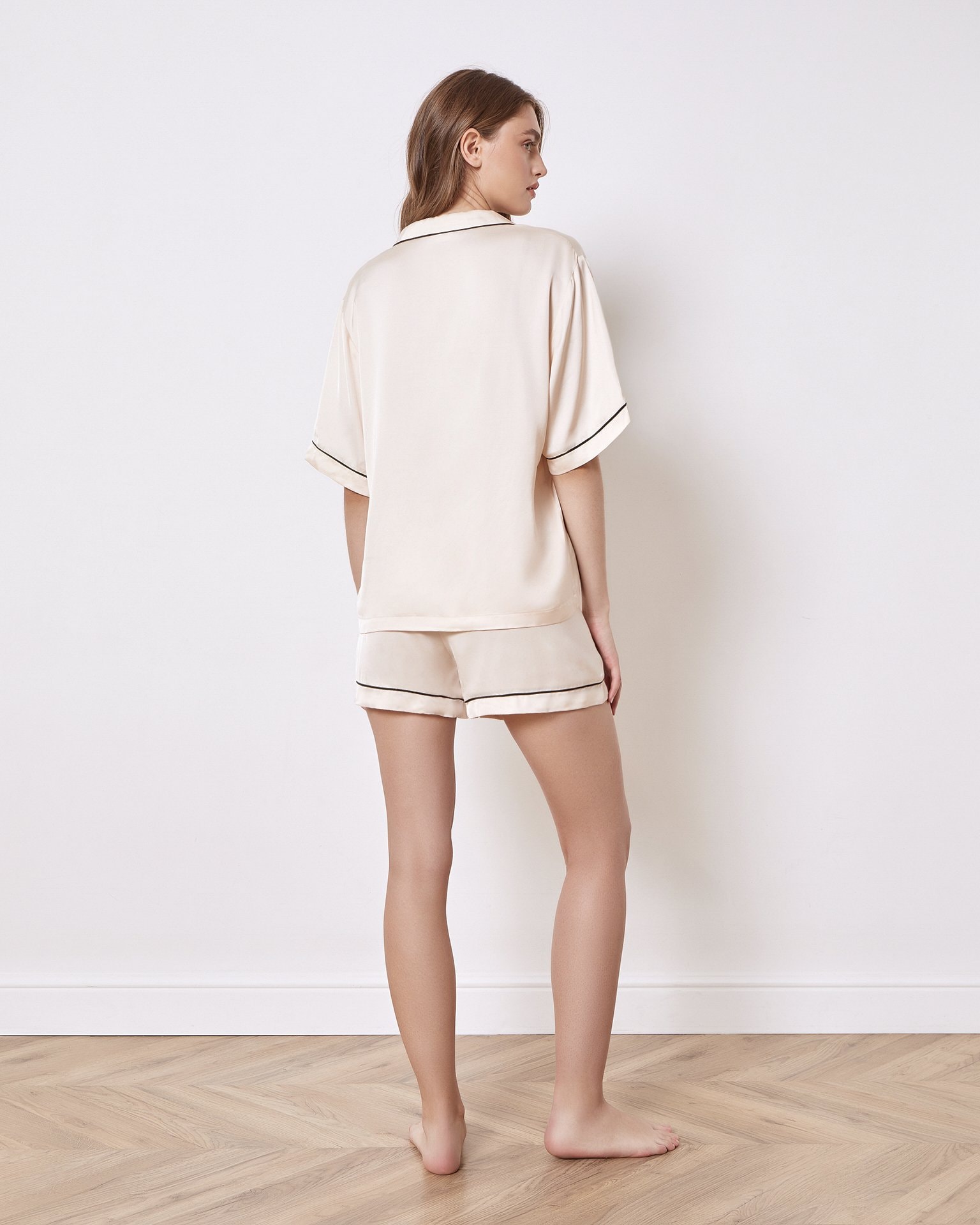 Elasticated shorts, Cream — photo 4
