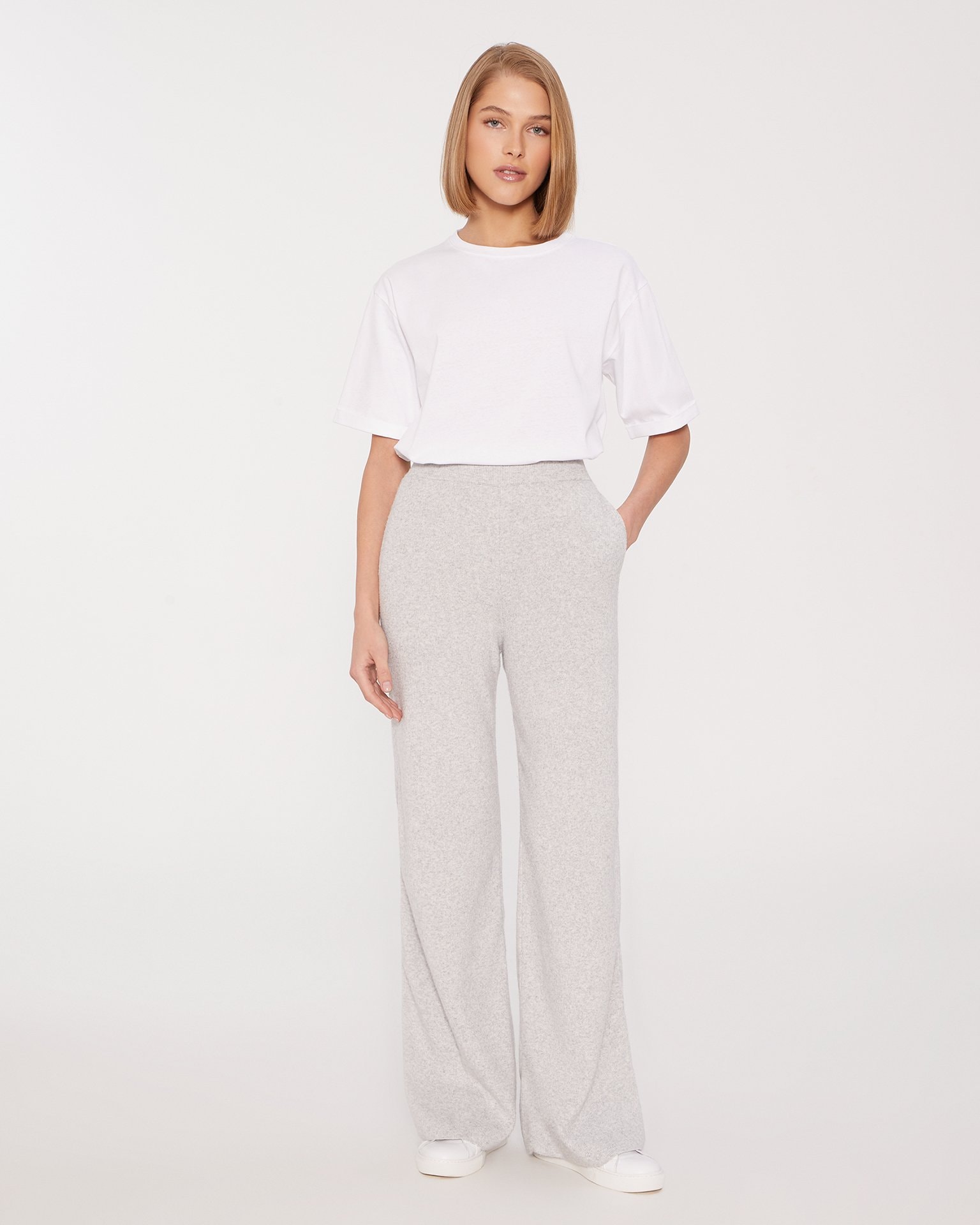 Grey knitted trousers, Grey