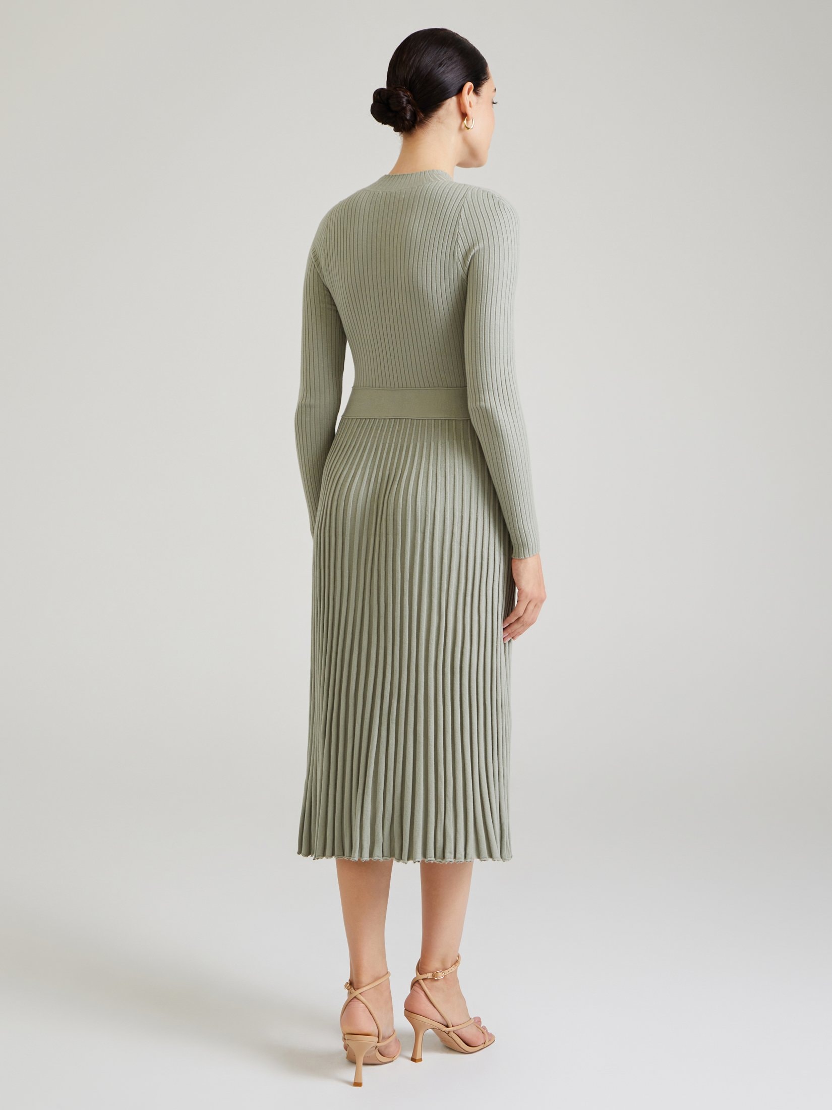 Fitted dress, Olive — photo 3
