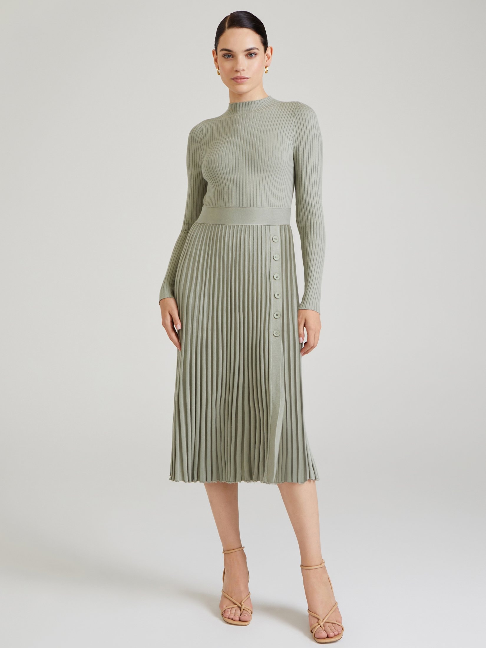 Fitted dress, Olive