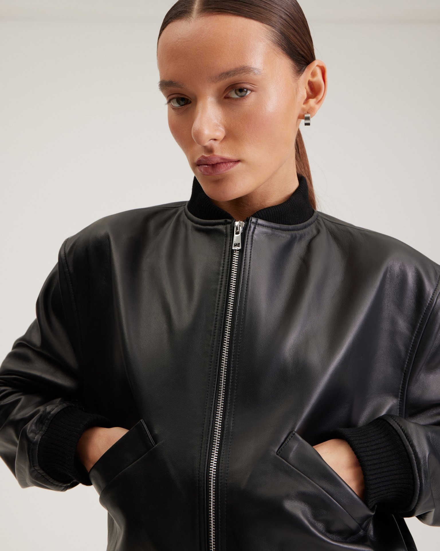 Black leather bomber jacket, Black — photo 7