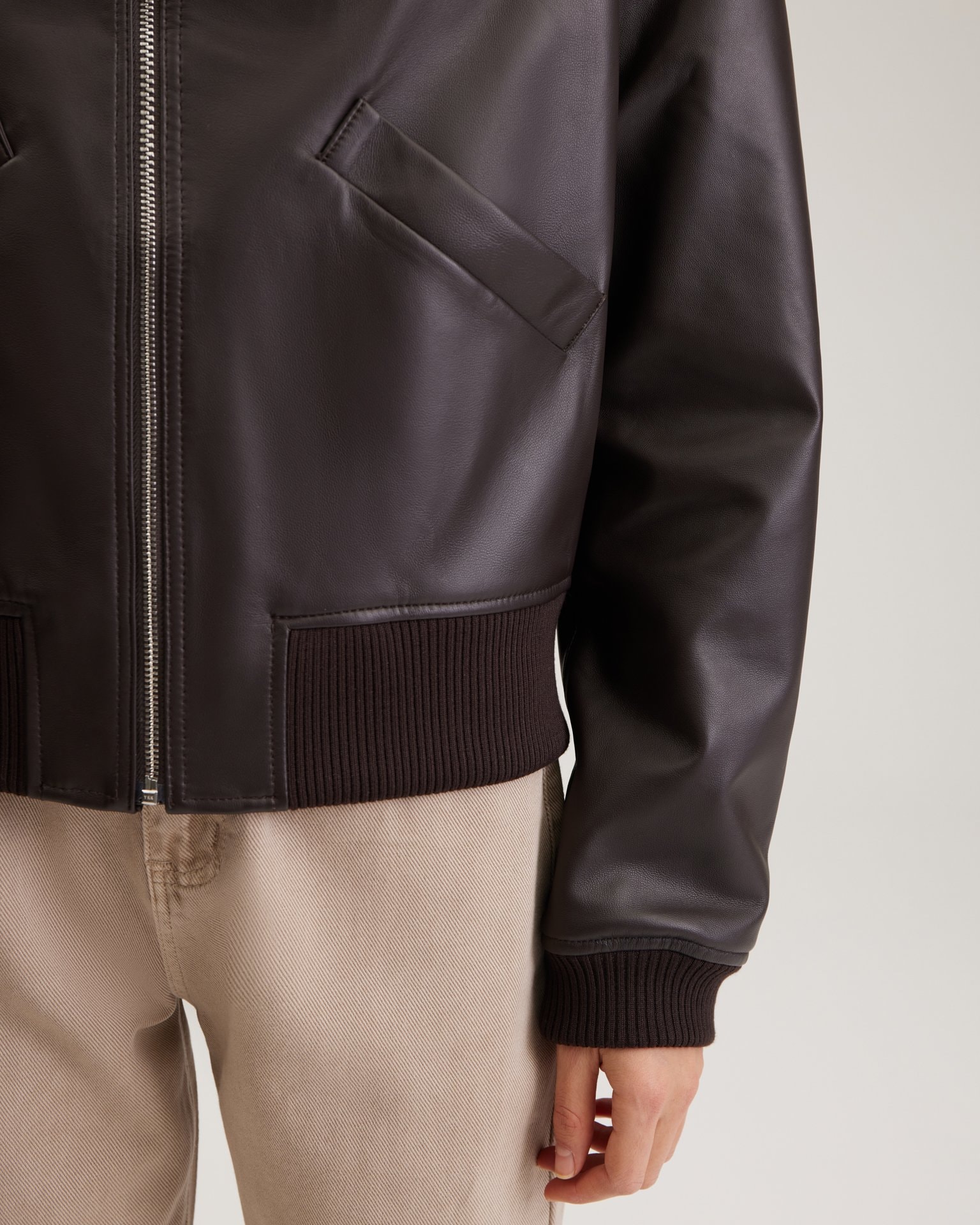A chocolate leather bomber jacket, Brown — photo 9