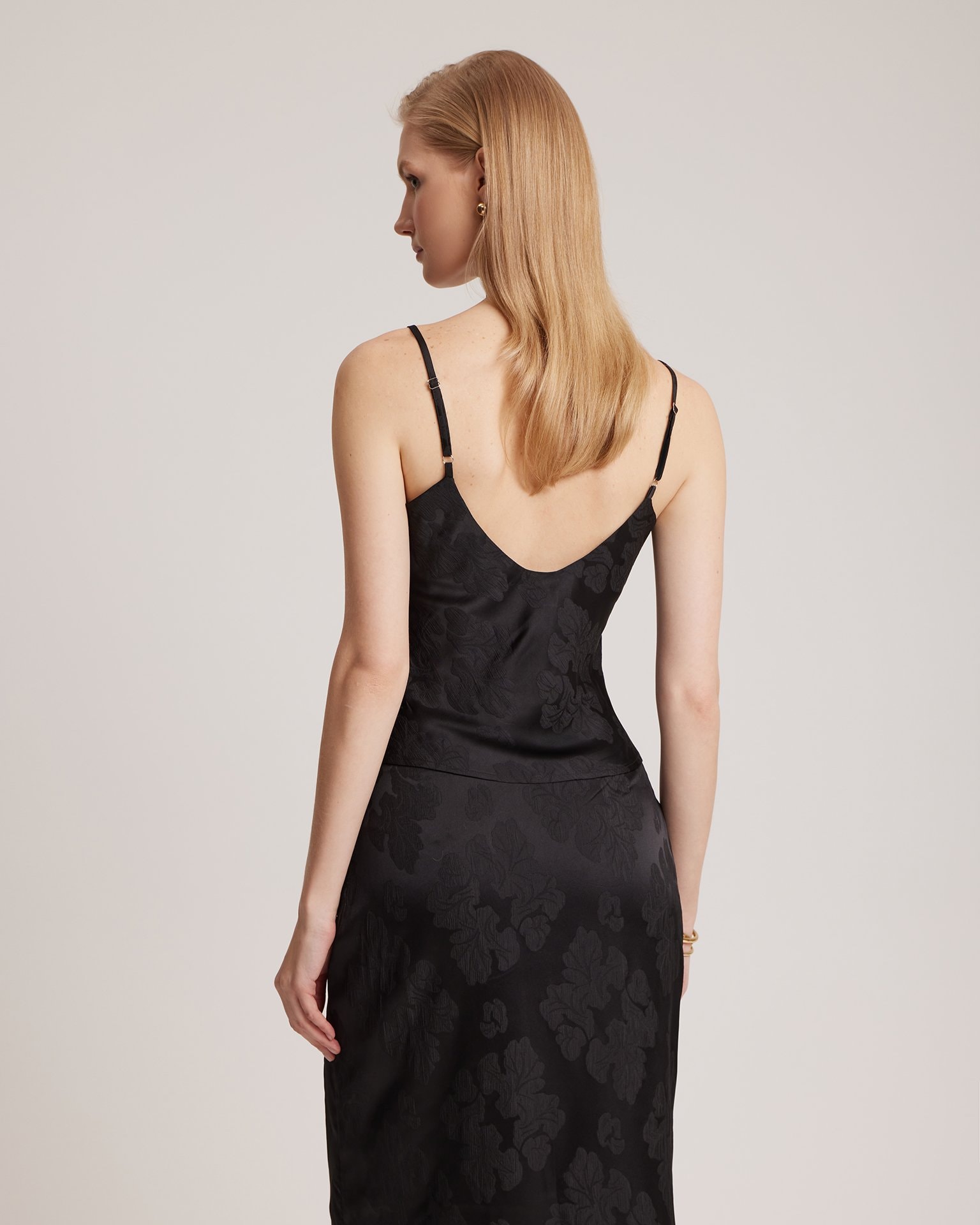 Black Top, Black — photo 3