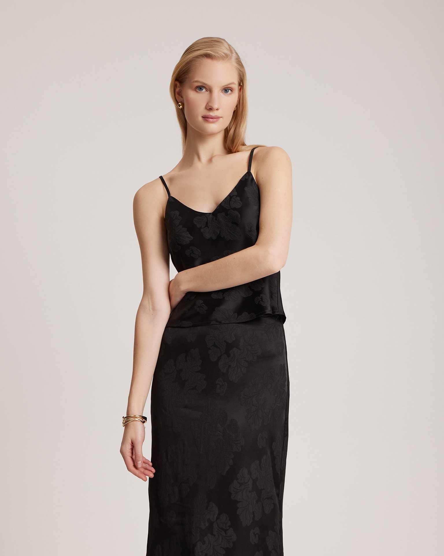 Black Top, Black — photo 4