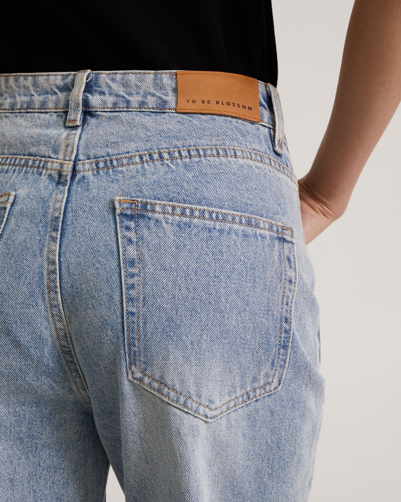 Distressed jeans, Sky blue — photo 9