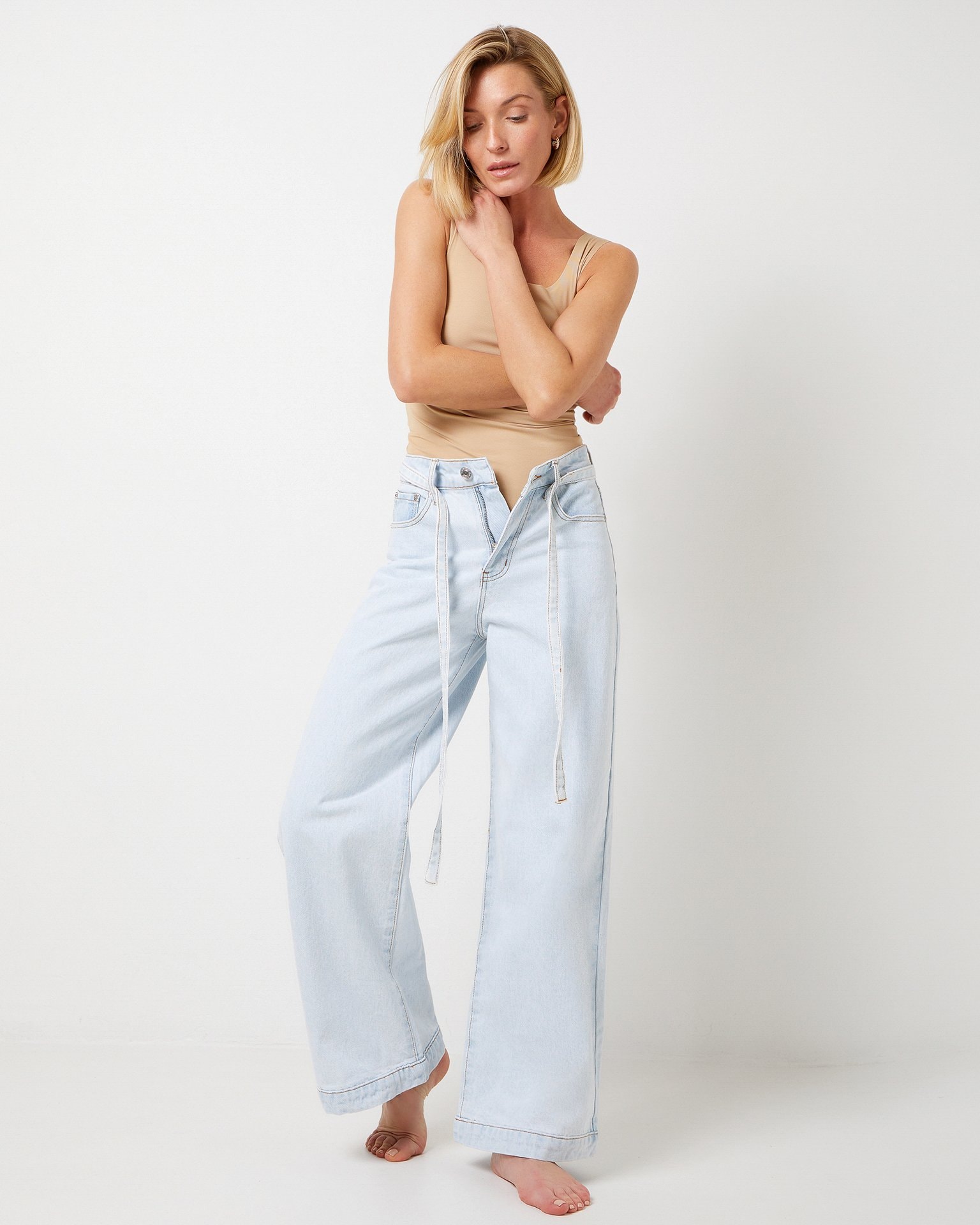 Jeans with a belt, Light Blue