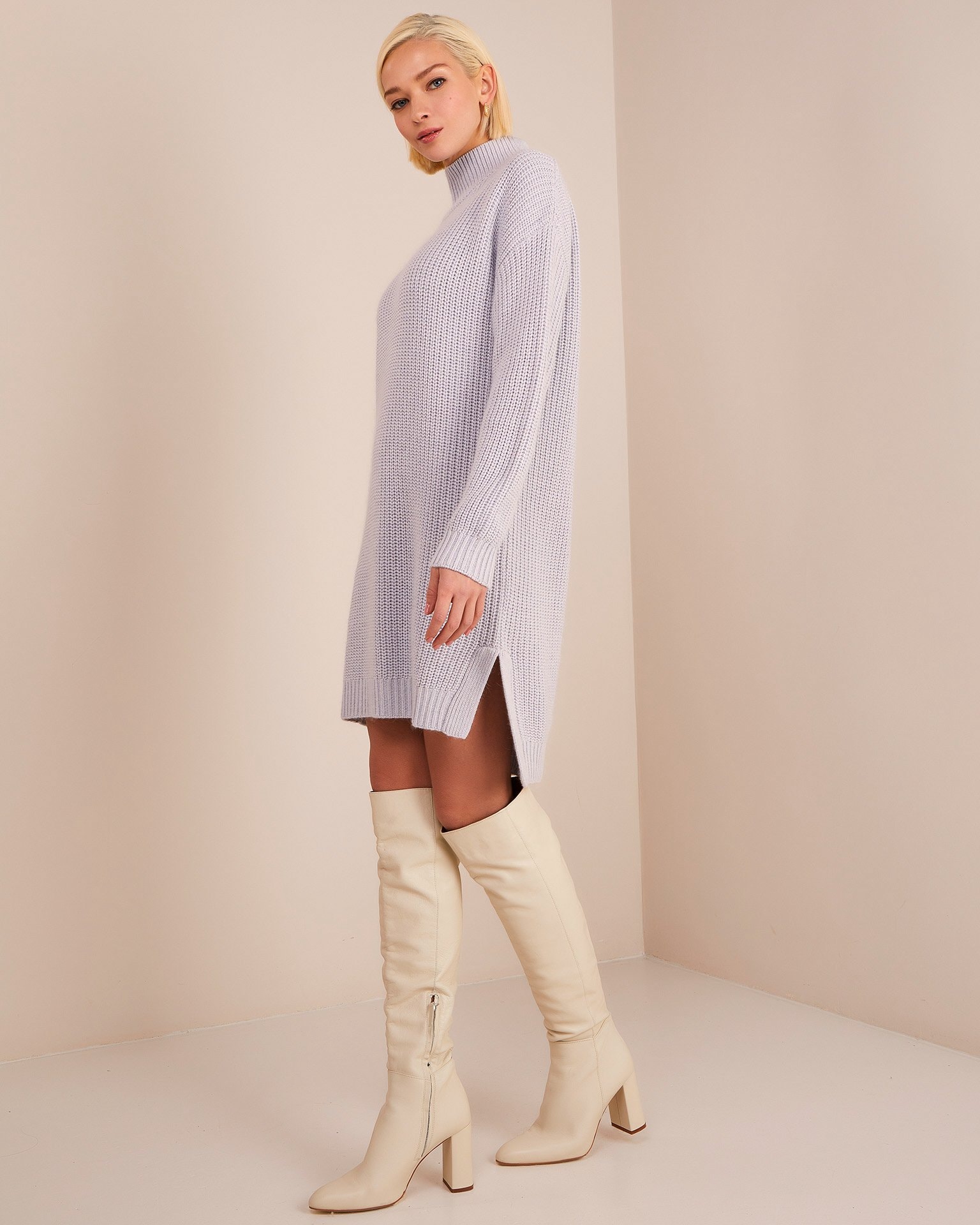 Blue knitted dress, Blue