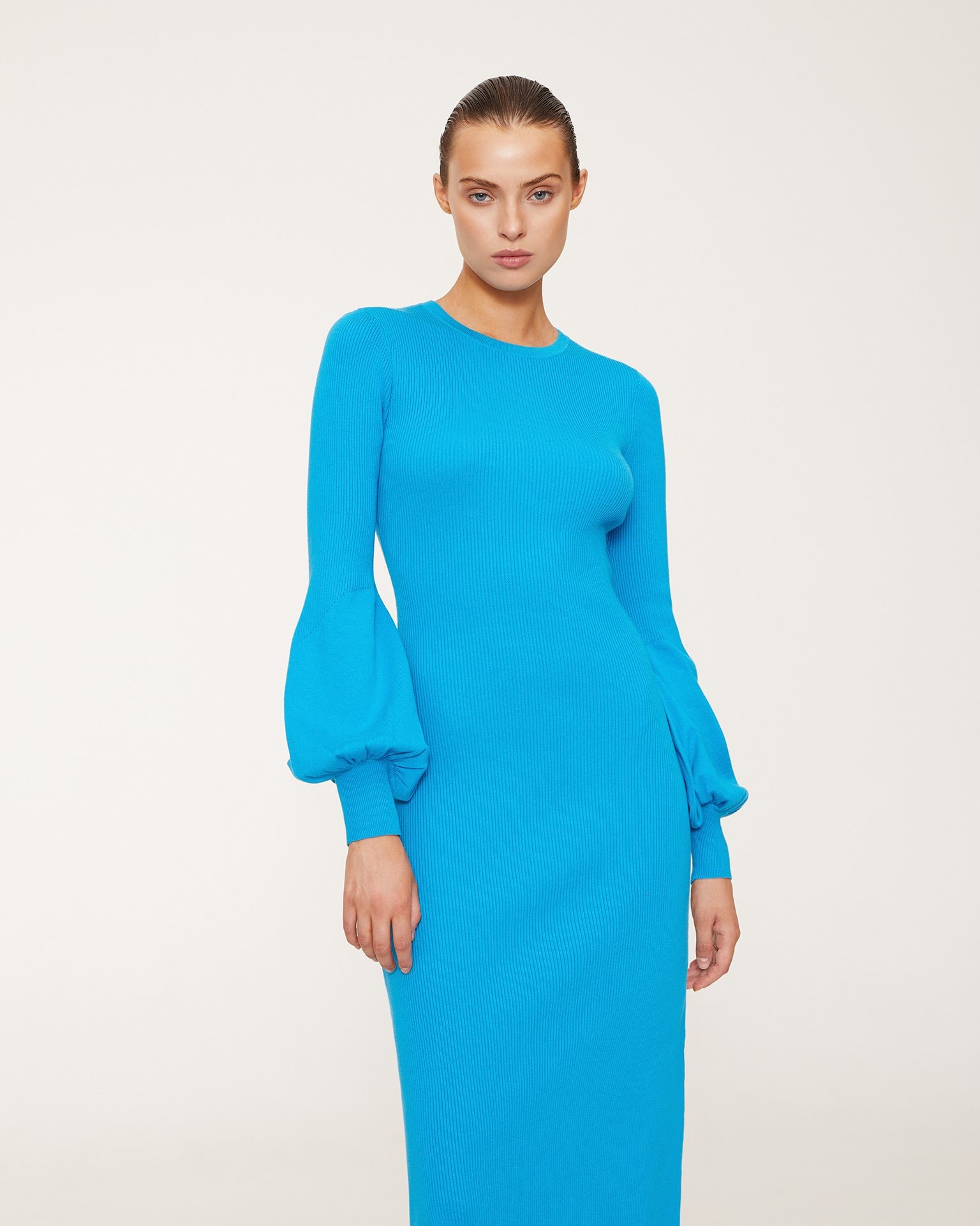 Fitted midi dress in turquoise, Turquoise. — photo 2