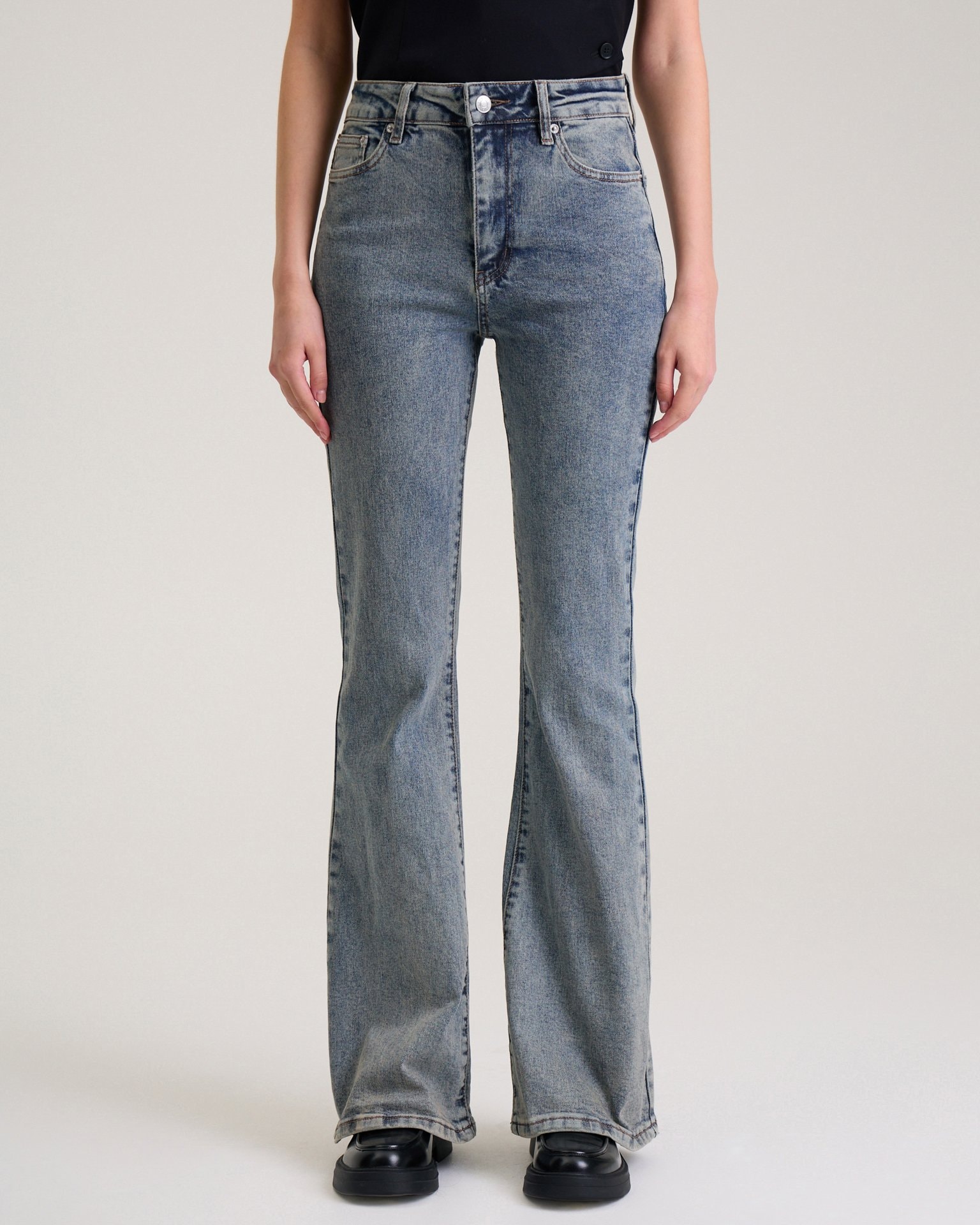Flared jeans in dusty blue, Light Blue — photo 6