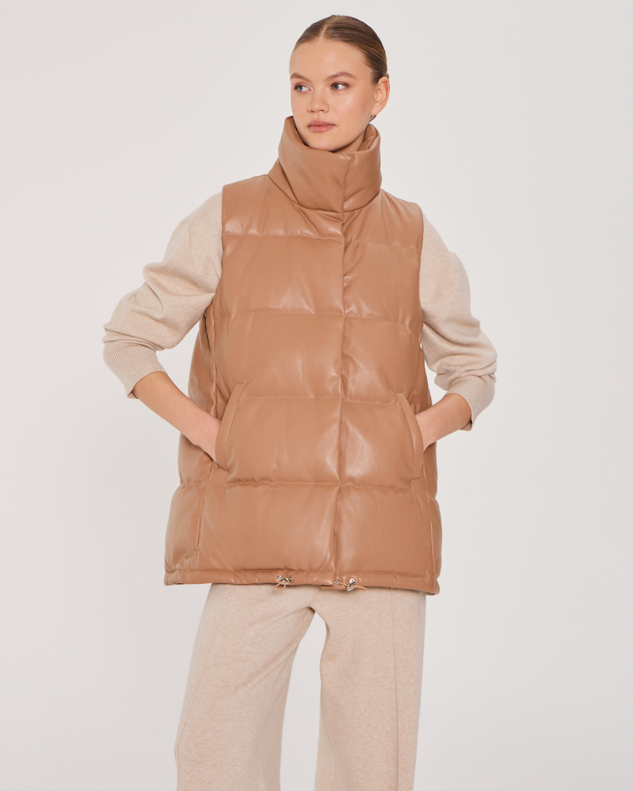 Quilted vest with a stand-up collar in brown, Brown — photo 3