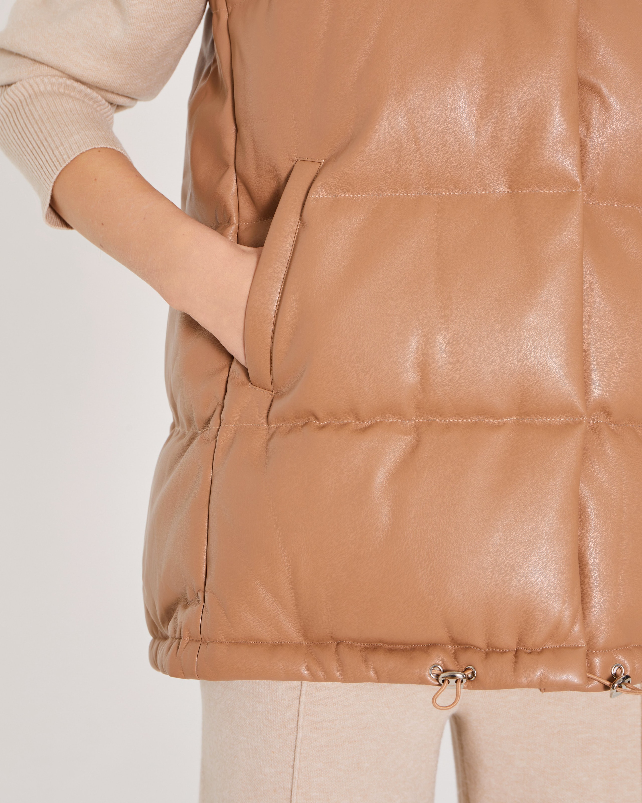 Quilted vest with a stand-up collar in brown, Brown — photo 6