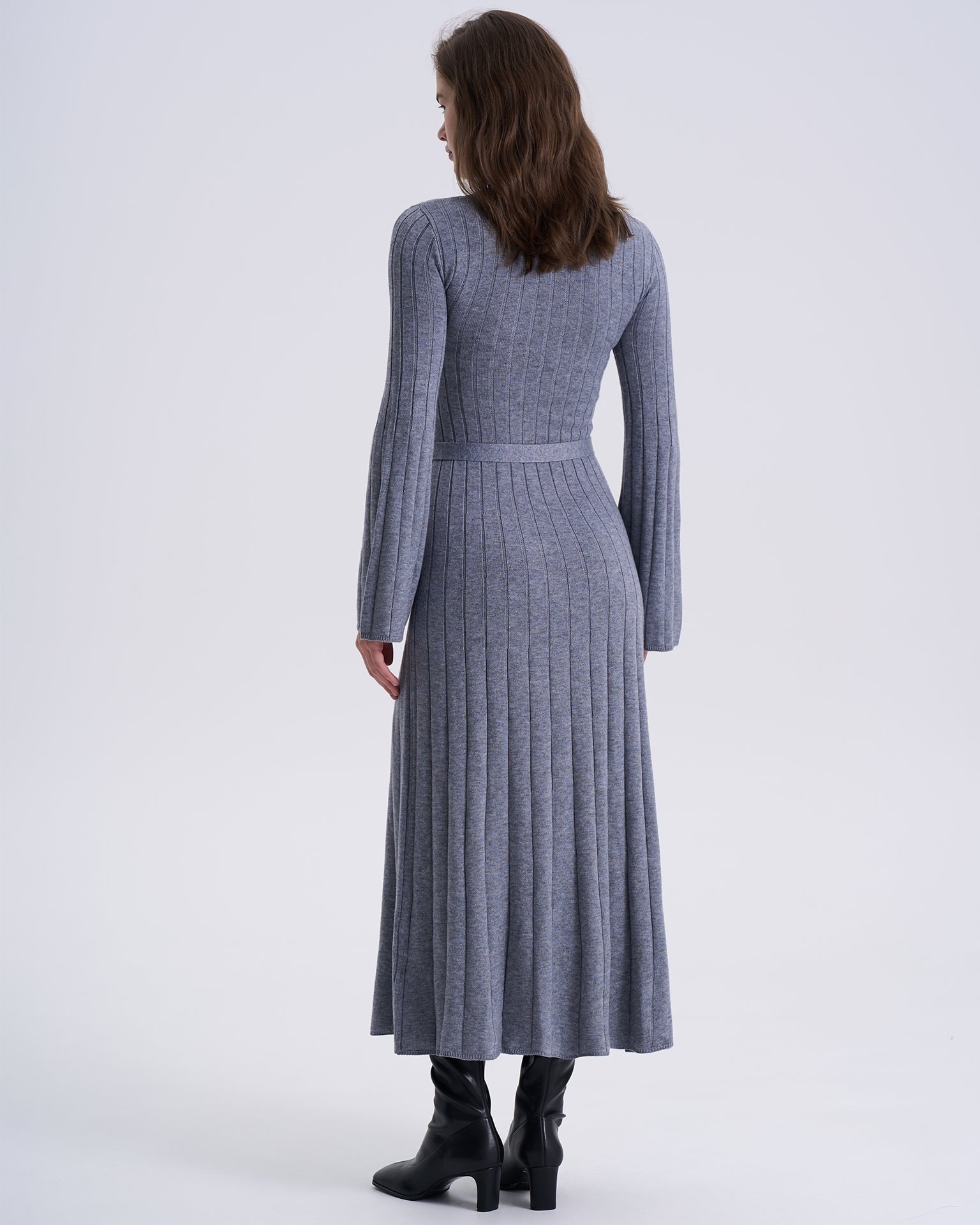 Mid-length knitted dress, Grey — photo 3