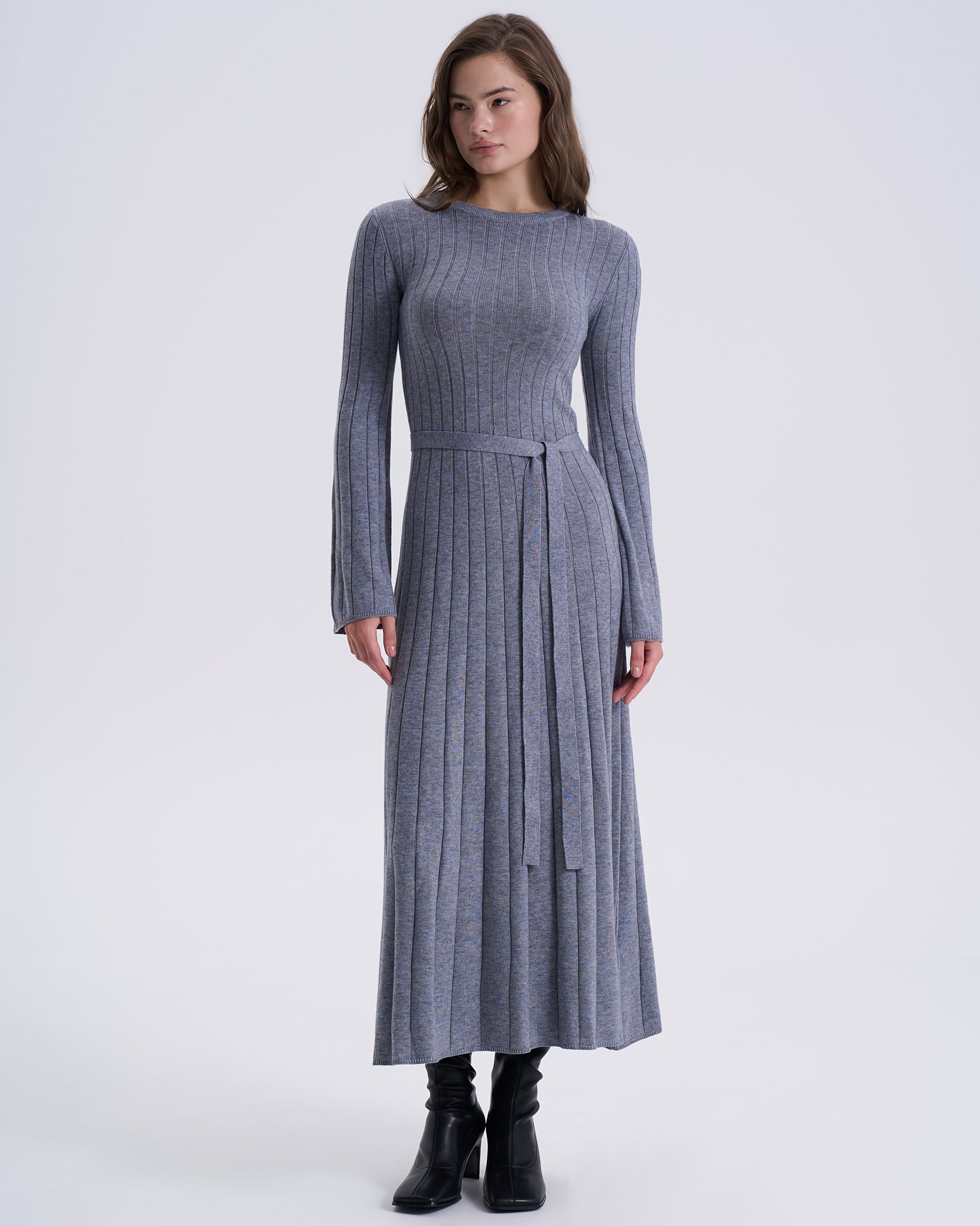 Mid-length knitted dress, Grey — photo 2