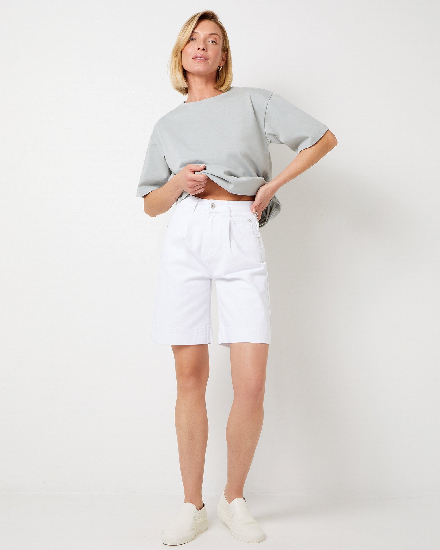 White shorts, White — photo 4
