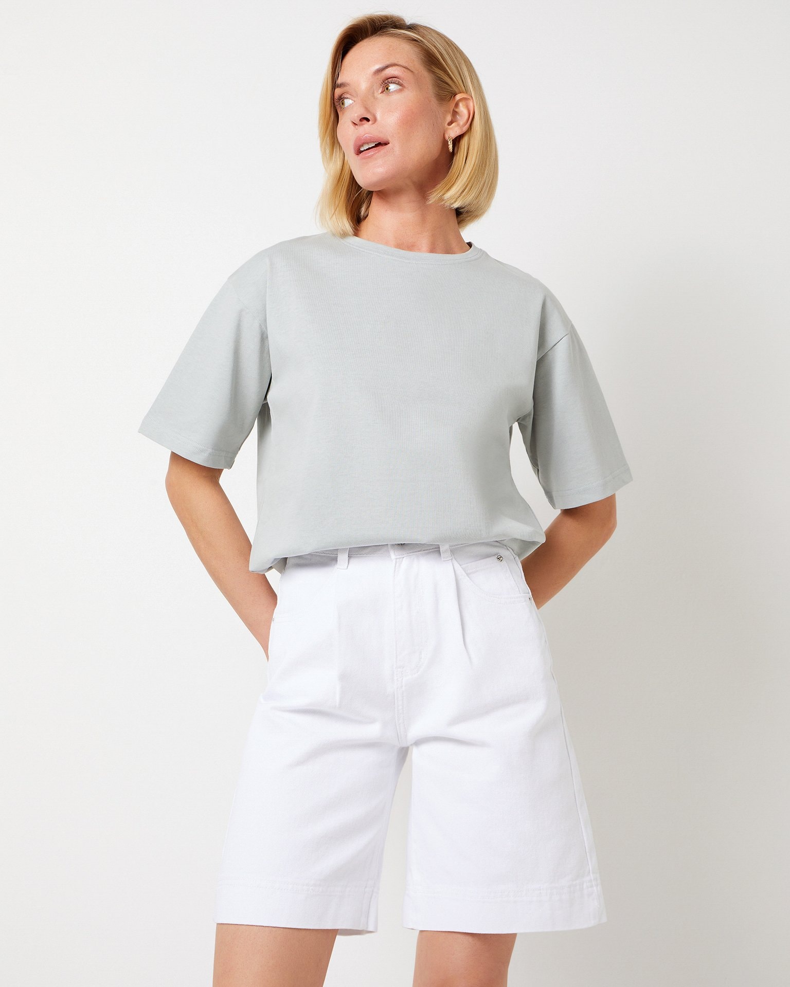 White shorts, White — photo 6
