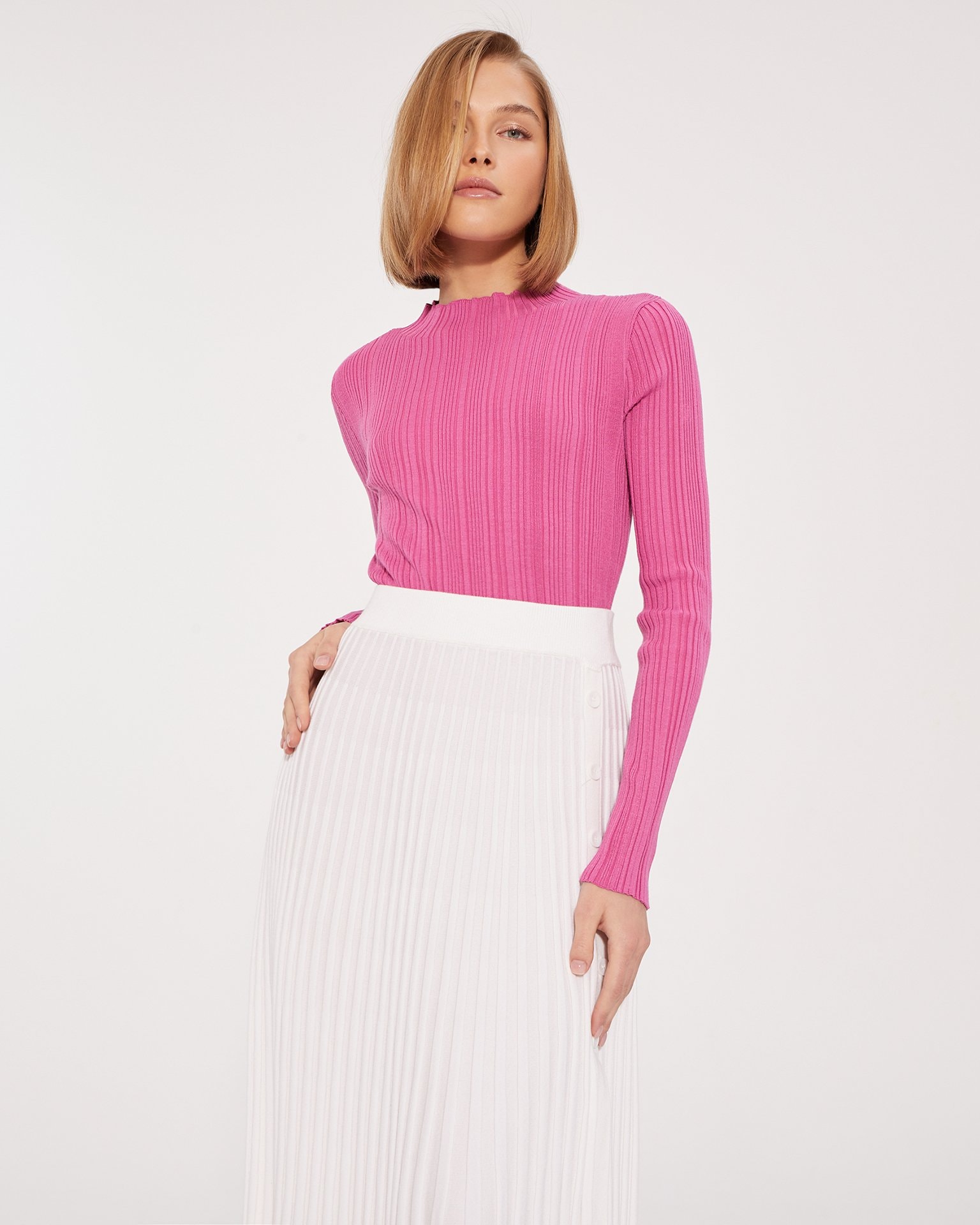 Midi skirt with a slit, White — photo 4