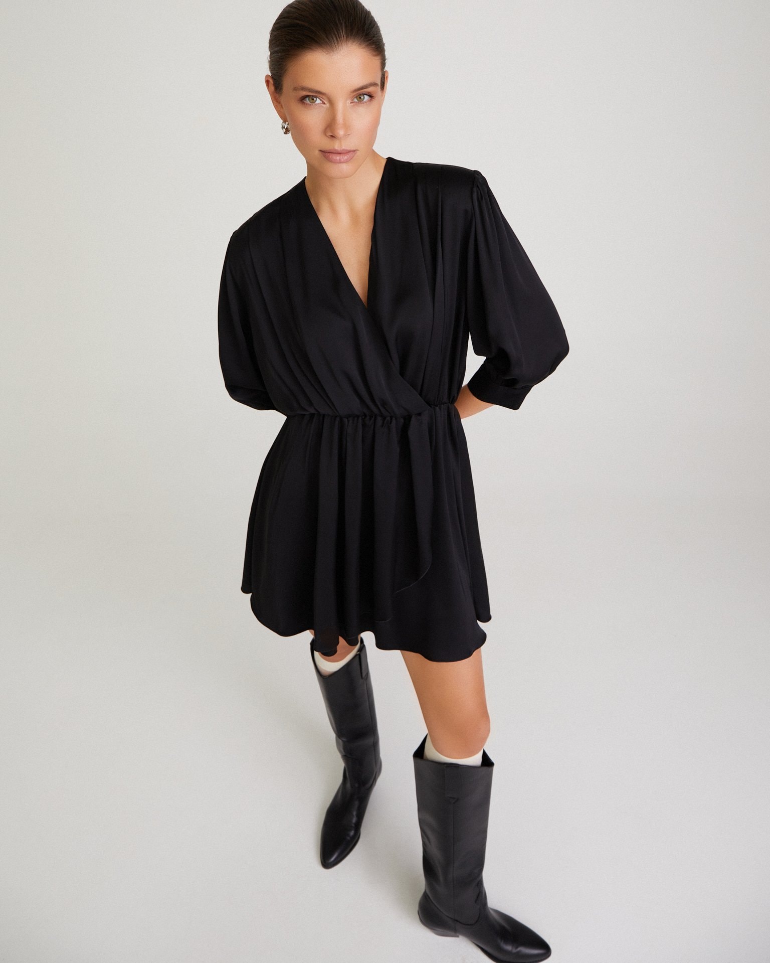 Long-sleeved mini dress, Black — photo 4