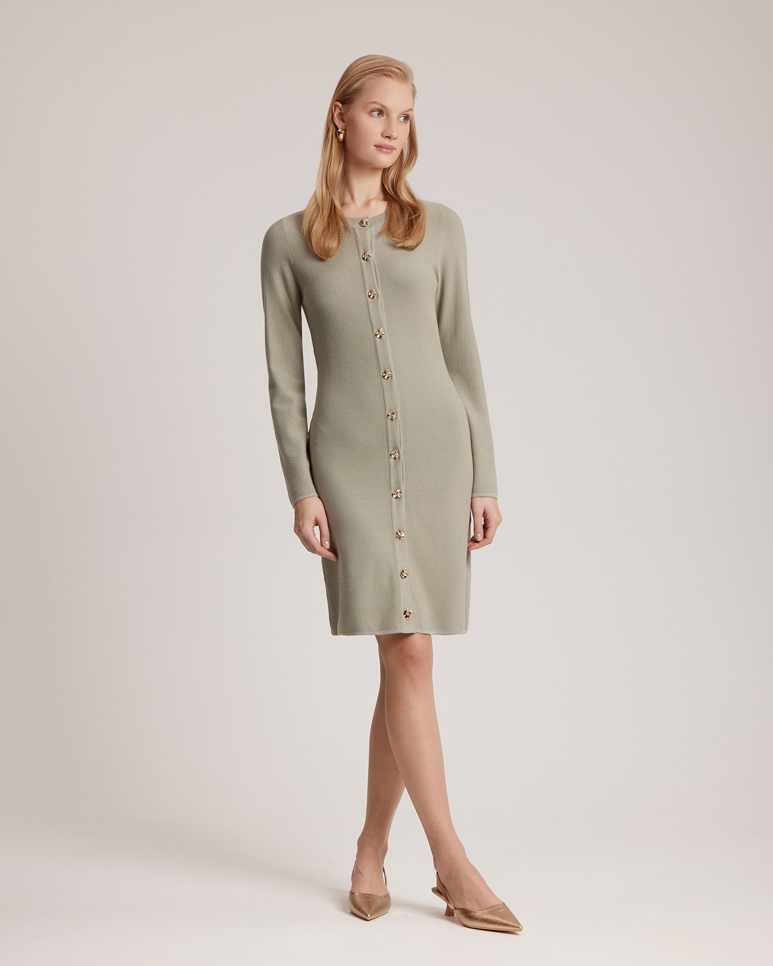 Khaki dress, Khaki