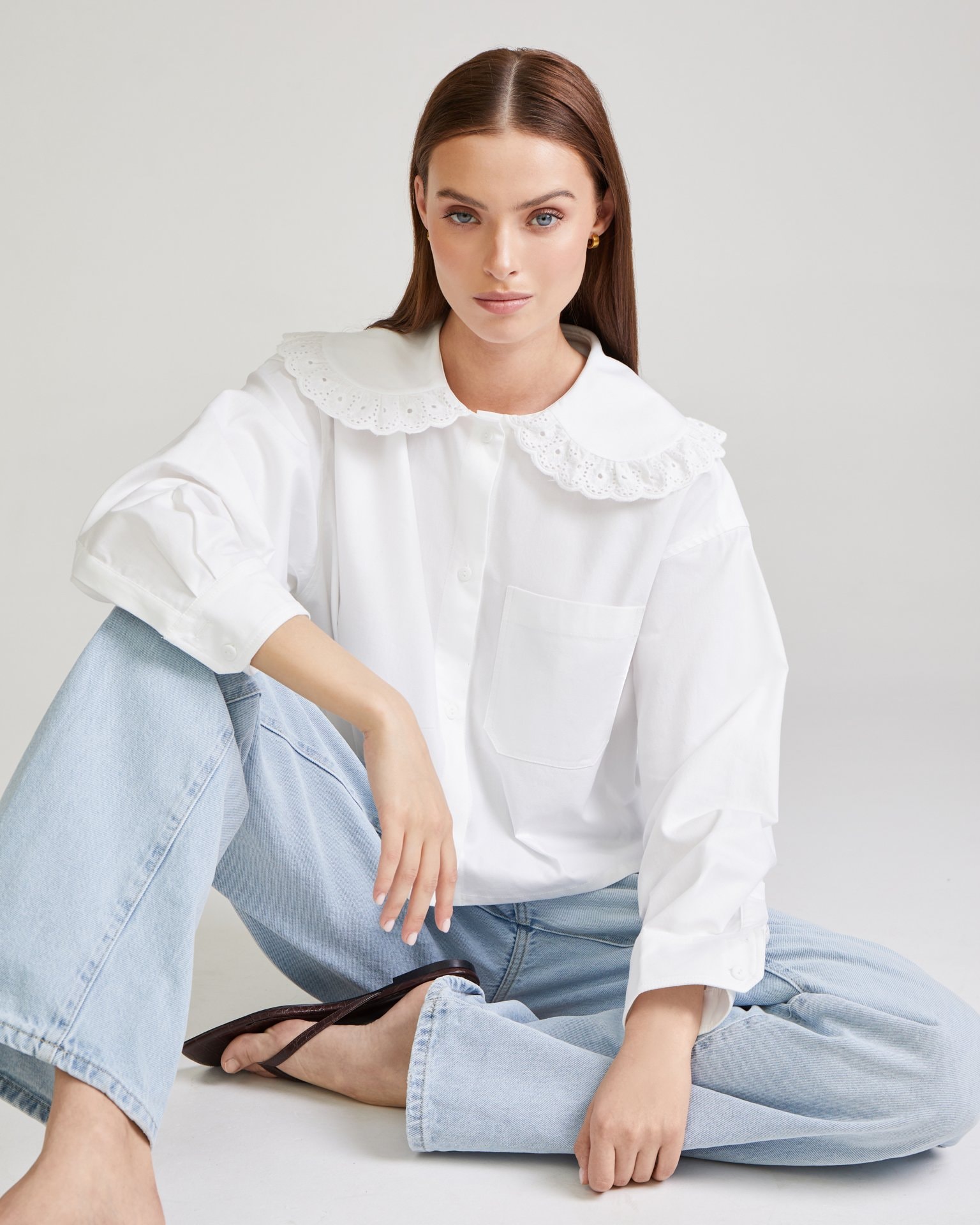 Shirt with a round collar, White