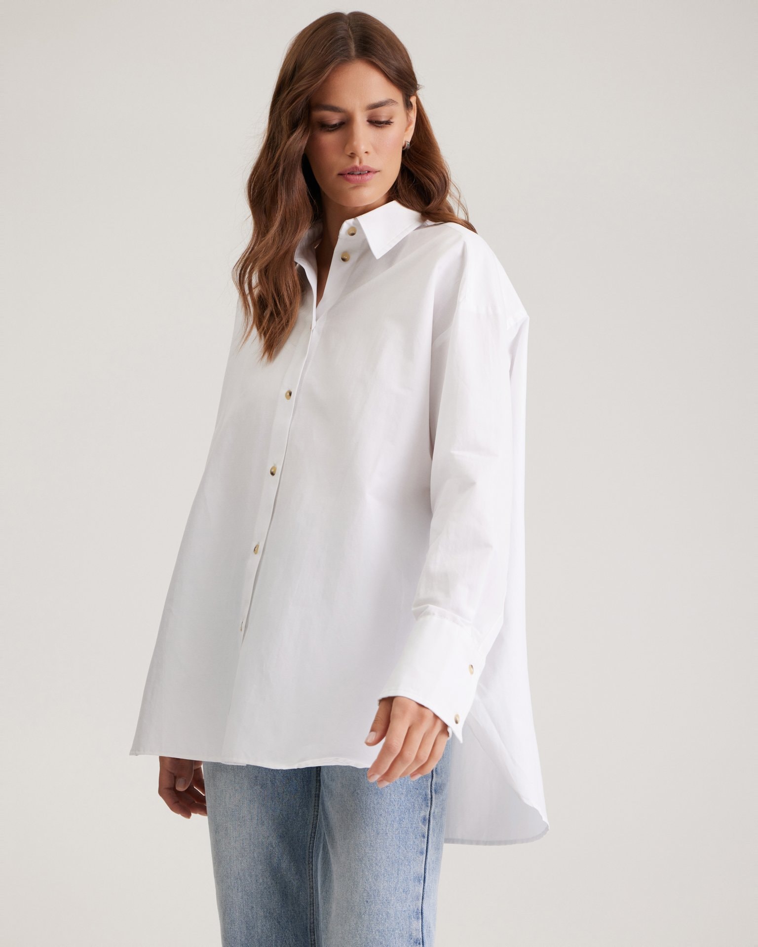 A straight-cut white shirt, White — photo 7
