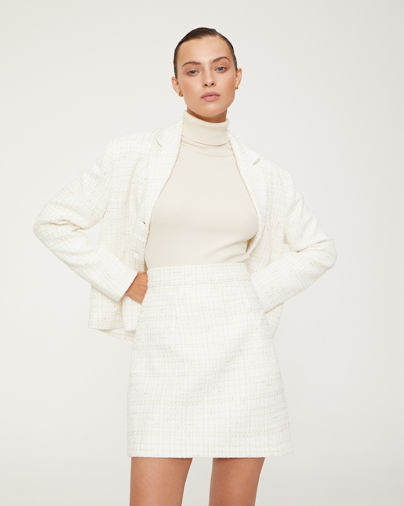 Straight-cut mini skirt, White