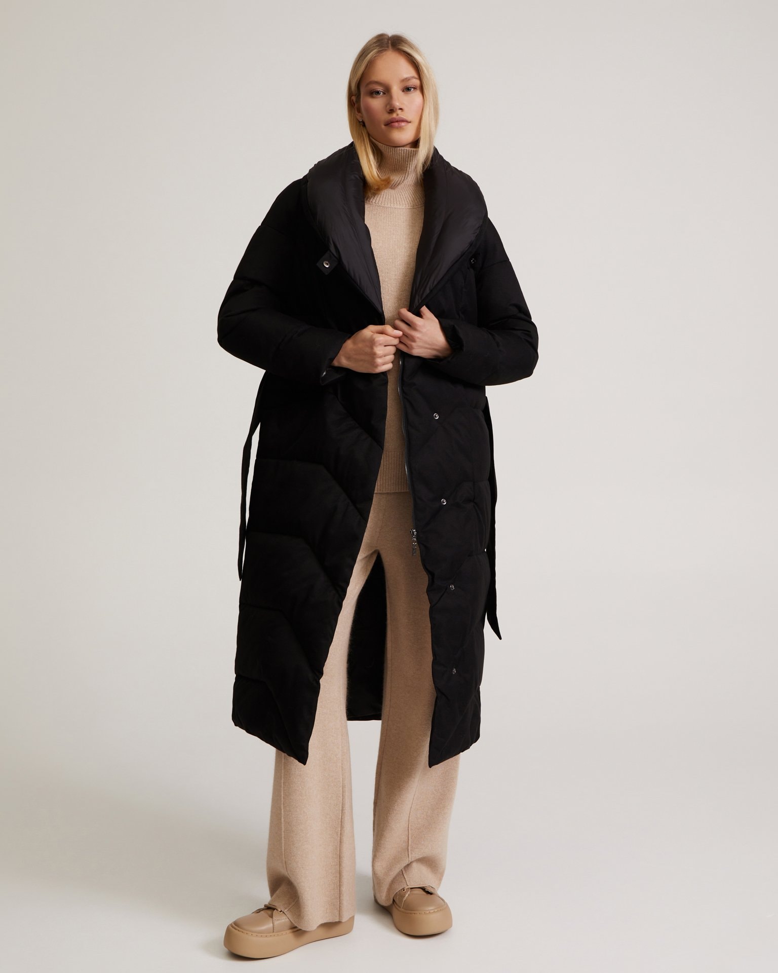 Belted Puffer Coat in Black, Black — photo 2