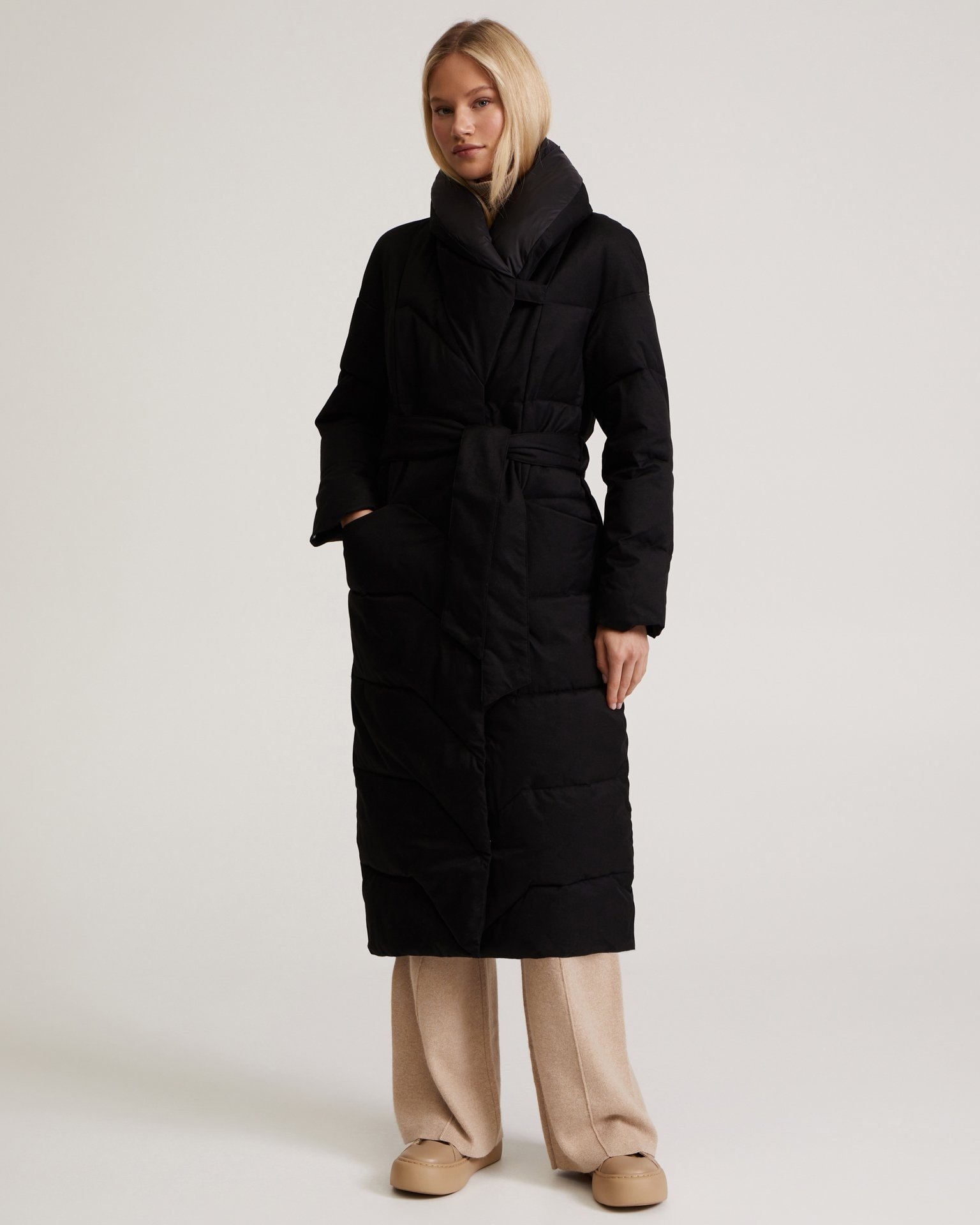 Belted Puffer Coat in Black, Black — photo 4