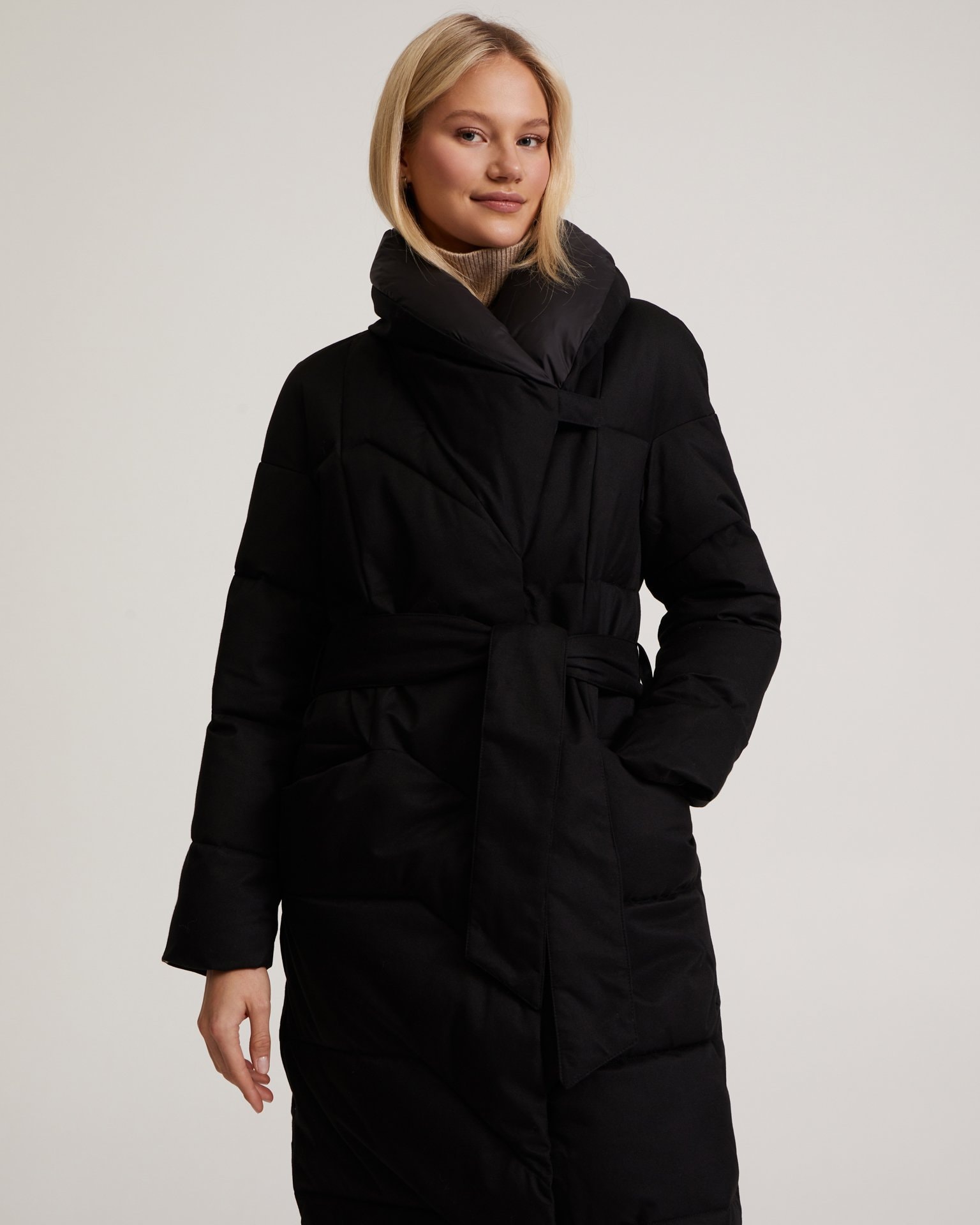 Belted Puffer Coat in Black, Black — photo 8