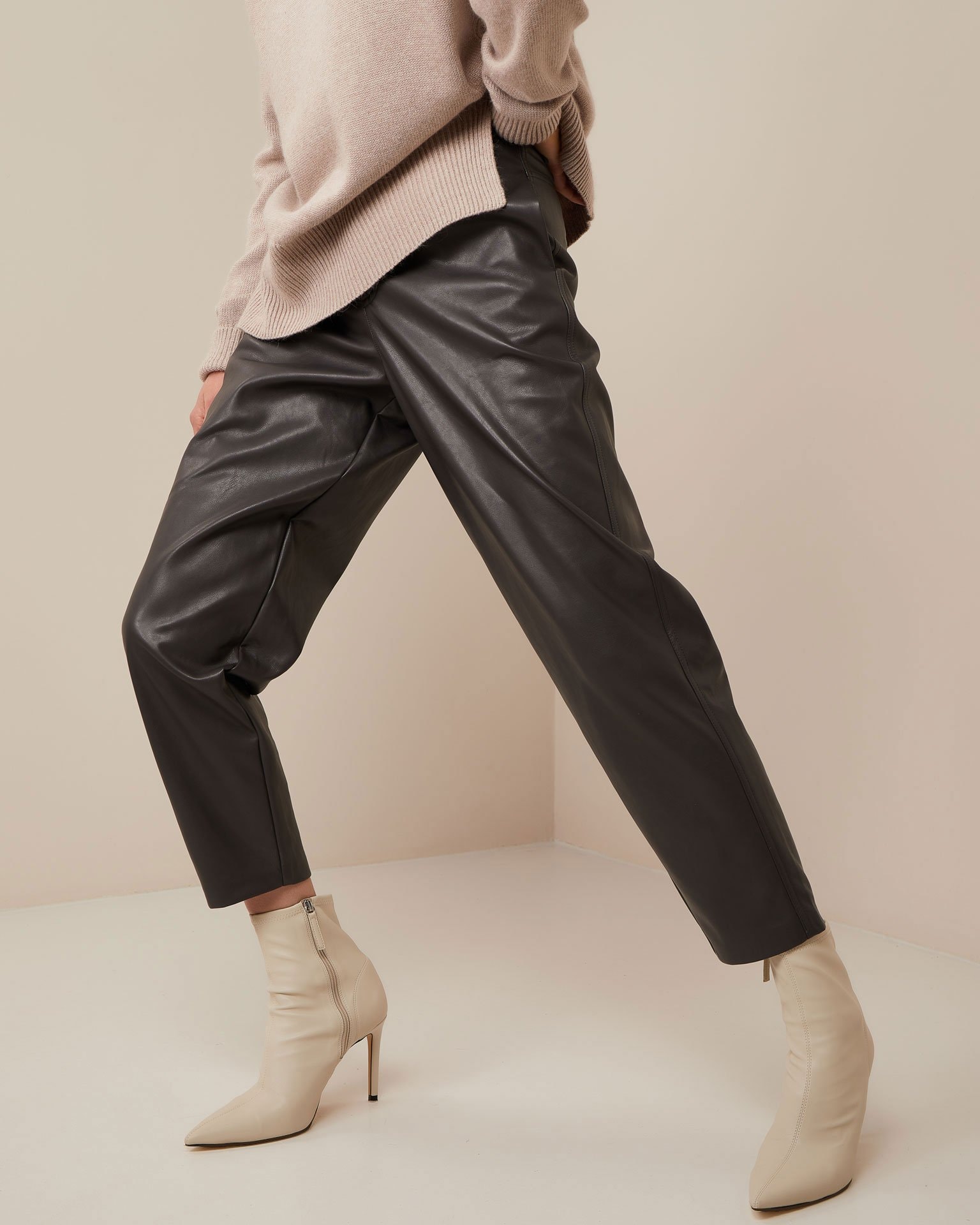 Graphite leather trousers, Grey